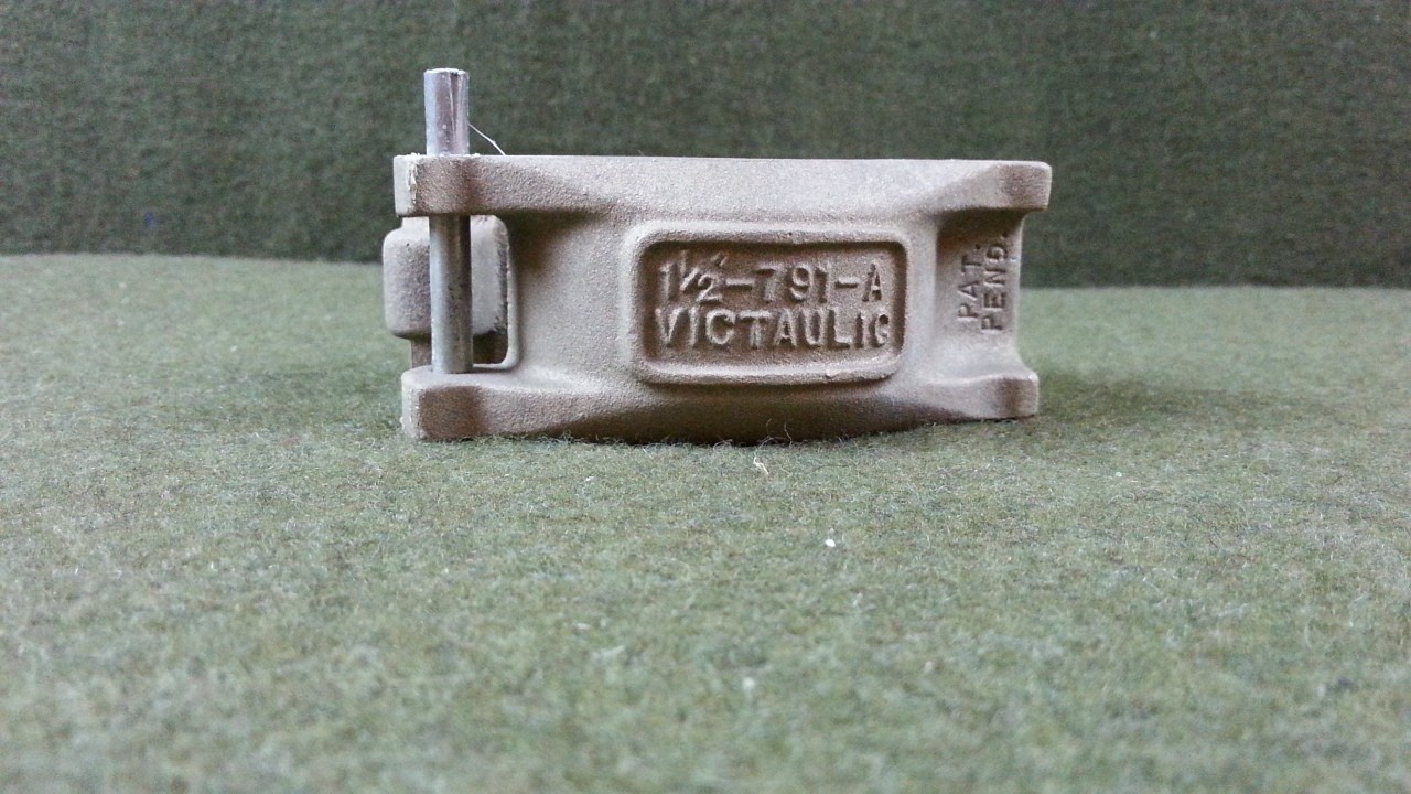 Victaulic 1-1/2"-791-A Pipe Coupling Clamp New