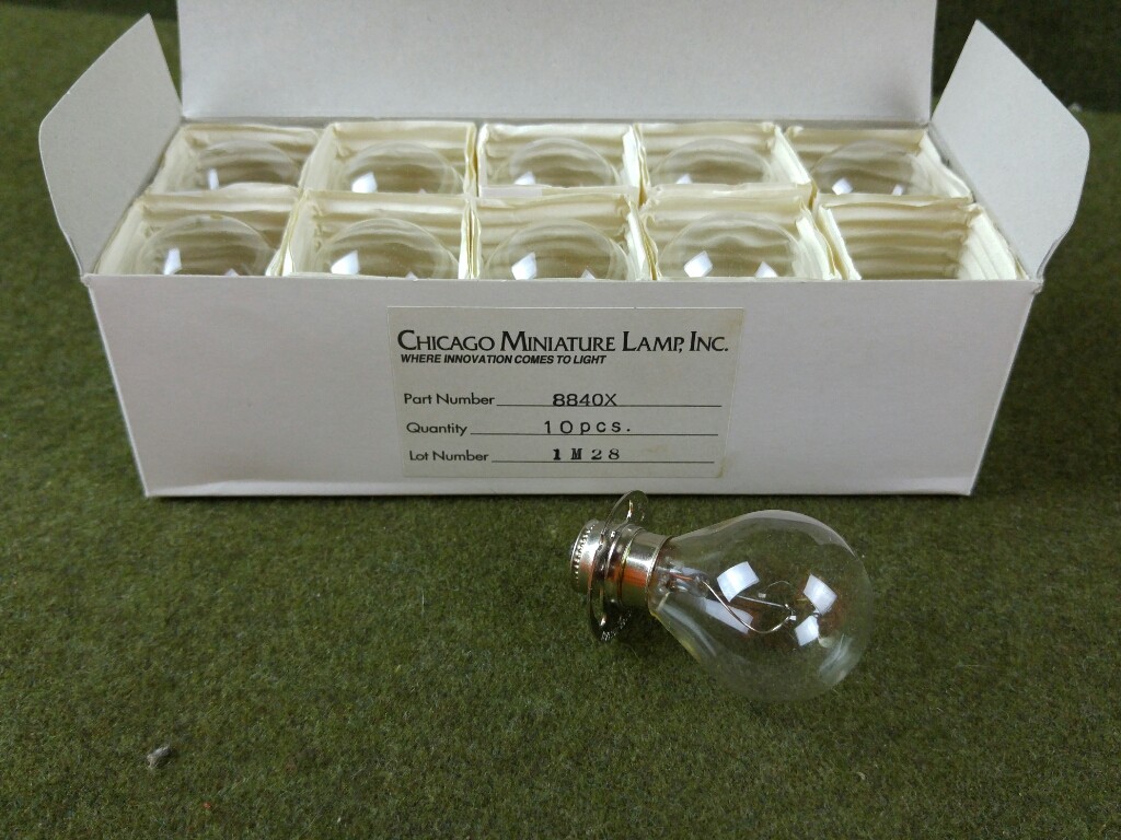 10 Chicago Miniature Lamp CM-8840X 12V Incandescent Bulbs NEW 