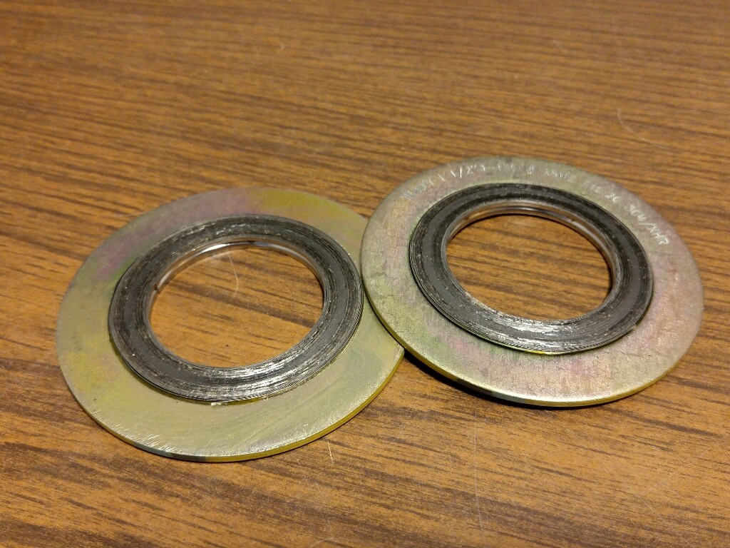 Lot of 2 Teadit 913 1-1/2" B16.20 304-XHR / CS Spiral Wound Gaskets 