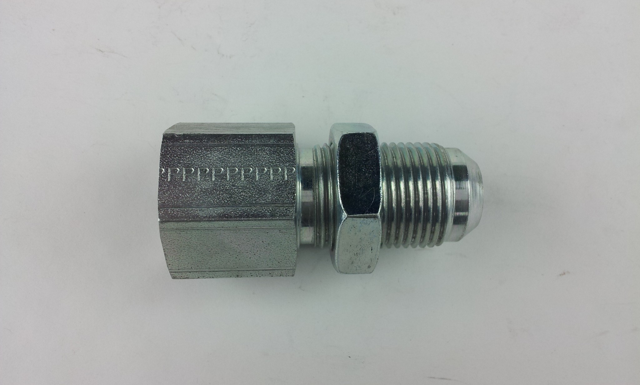 Parker 12 WGTX-WLN-S 3/4" Female Bulkhead Connector 37° Flare / NPTF