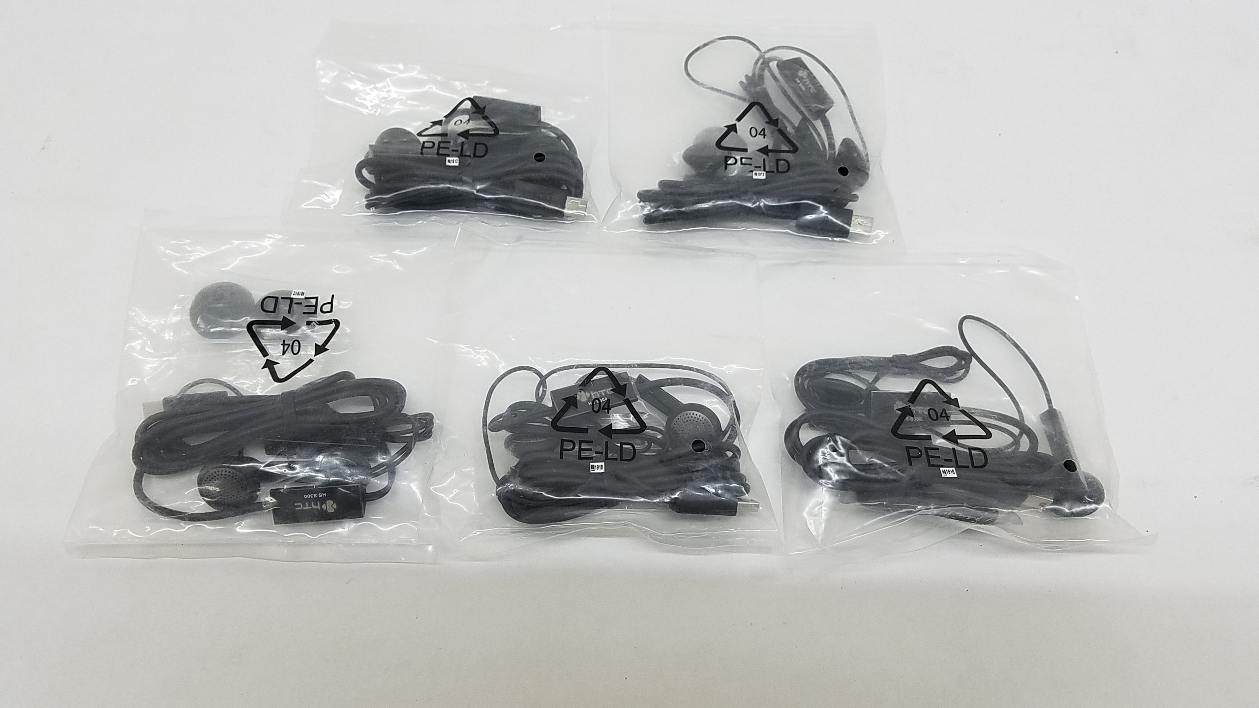 HTC HS-S300 MINI USB HANDSFREE HEADSET STEREO HEADPHONES & VOLUME CONTROL Lot of 5