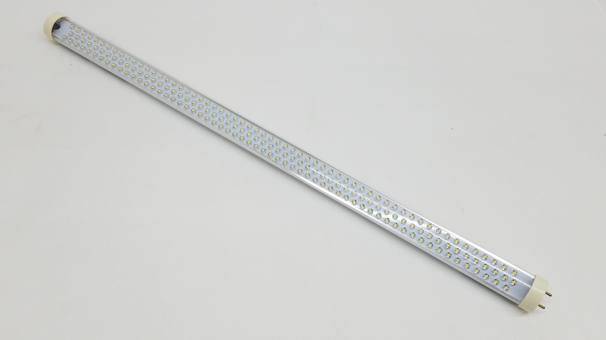 G13 LED Tube Light Lamp Bulb-T8 2 Foot Feet 2FT 24" Inch-8W 3000K Warm White