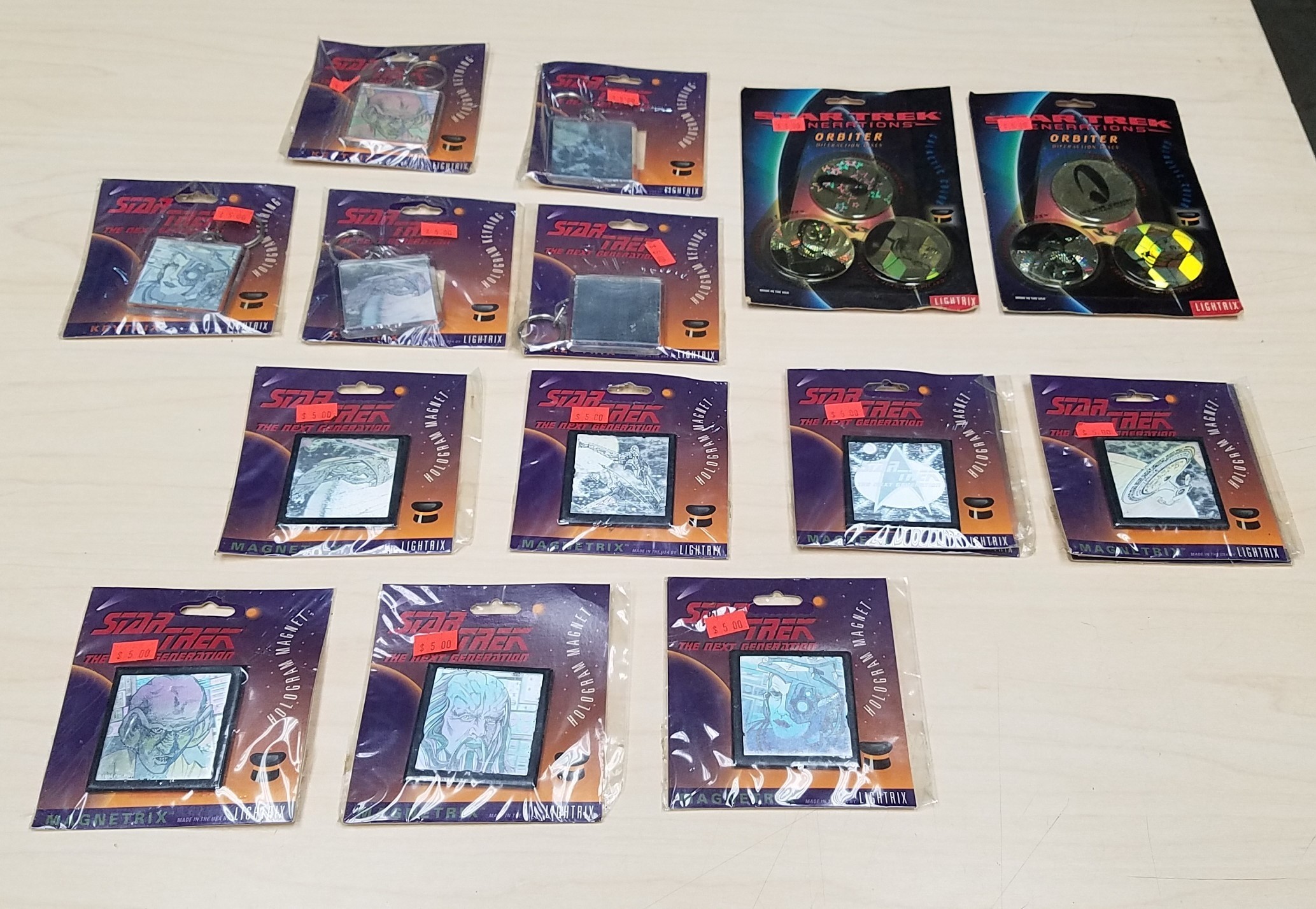 94' Star Trek The Next Generation Lightrix Hologram Lot Keyrings Magnets