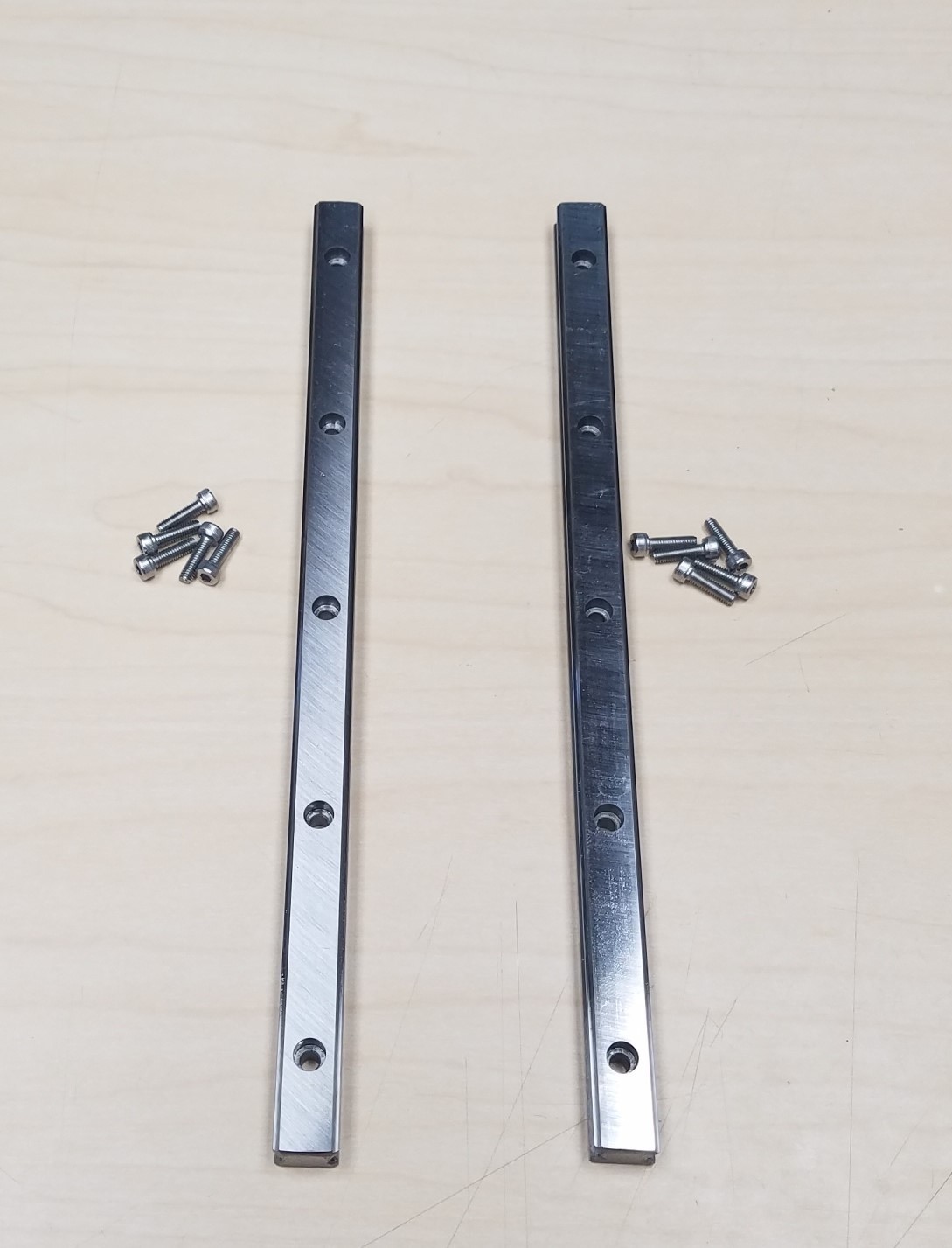 Elegoo Saturn Z Axis Rails with Screws