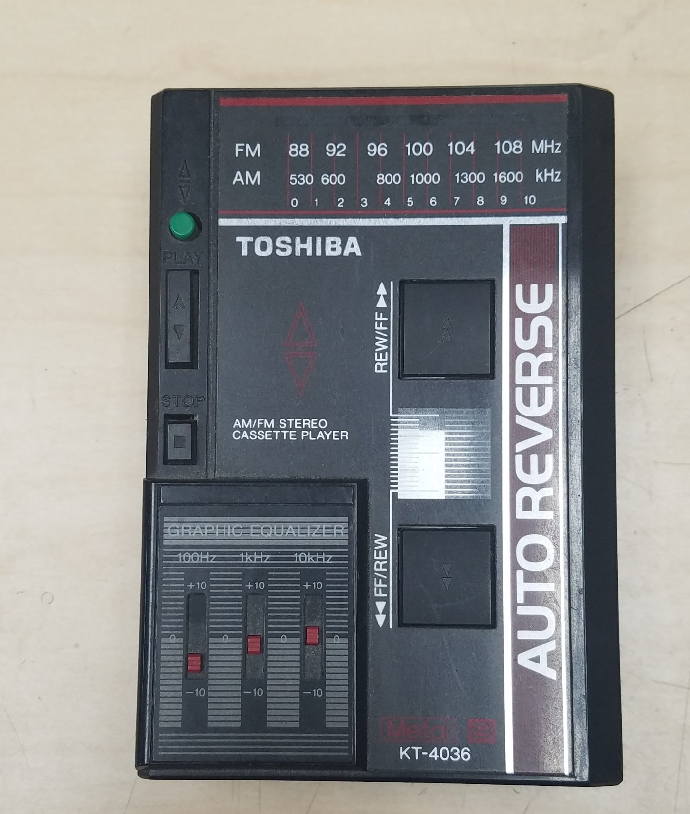 Toshiba KT-4036 Vintage Portable AM/FM Cassette Player For Parts