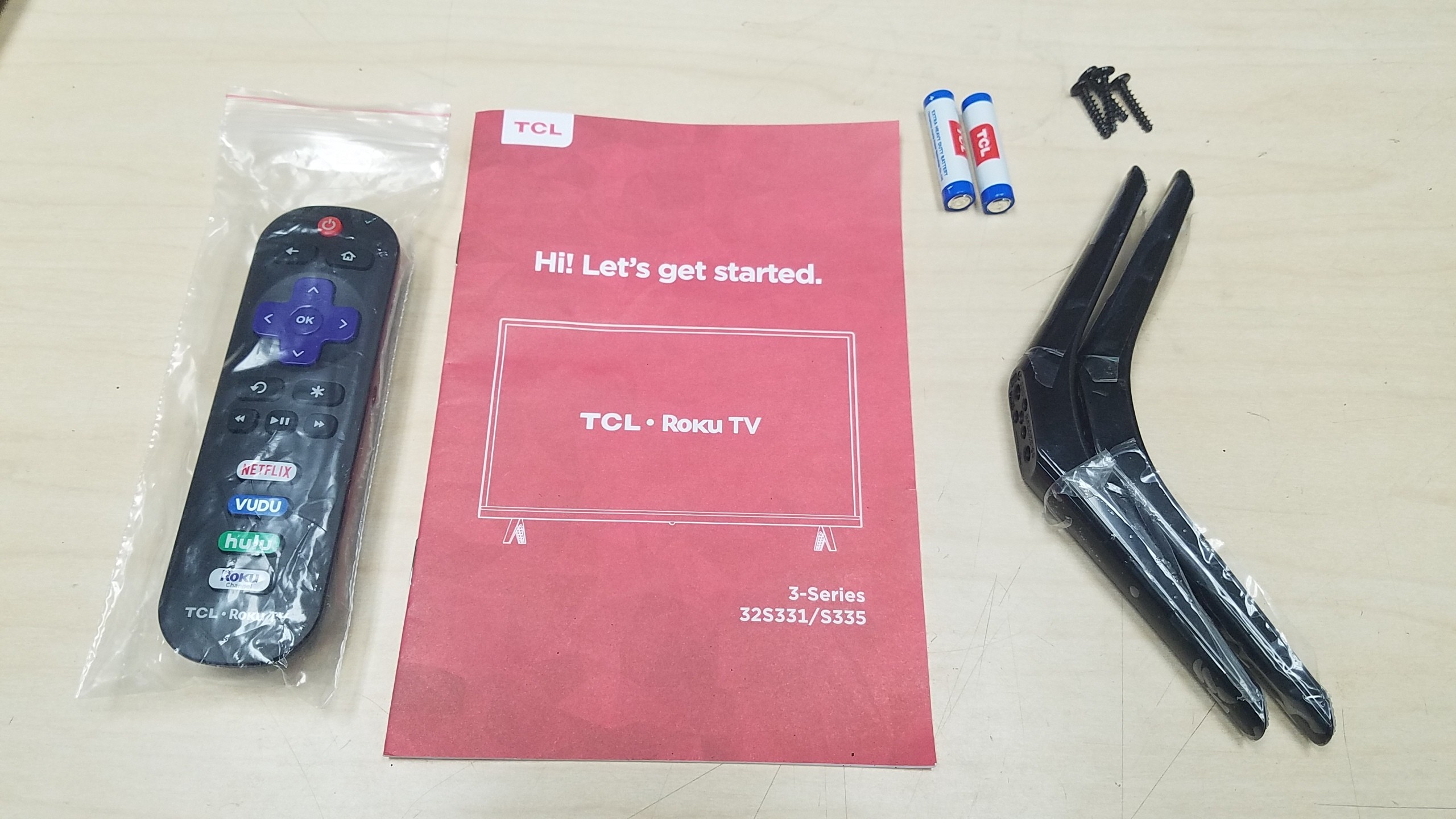 TCL 32S331 32S335 Stand with Screws Remote Quick Start Guide