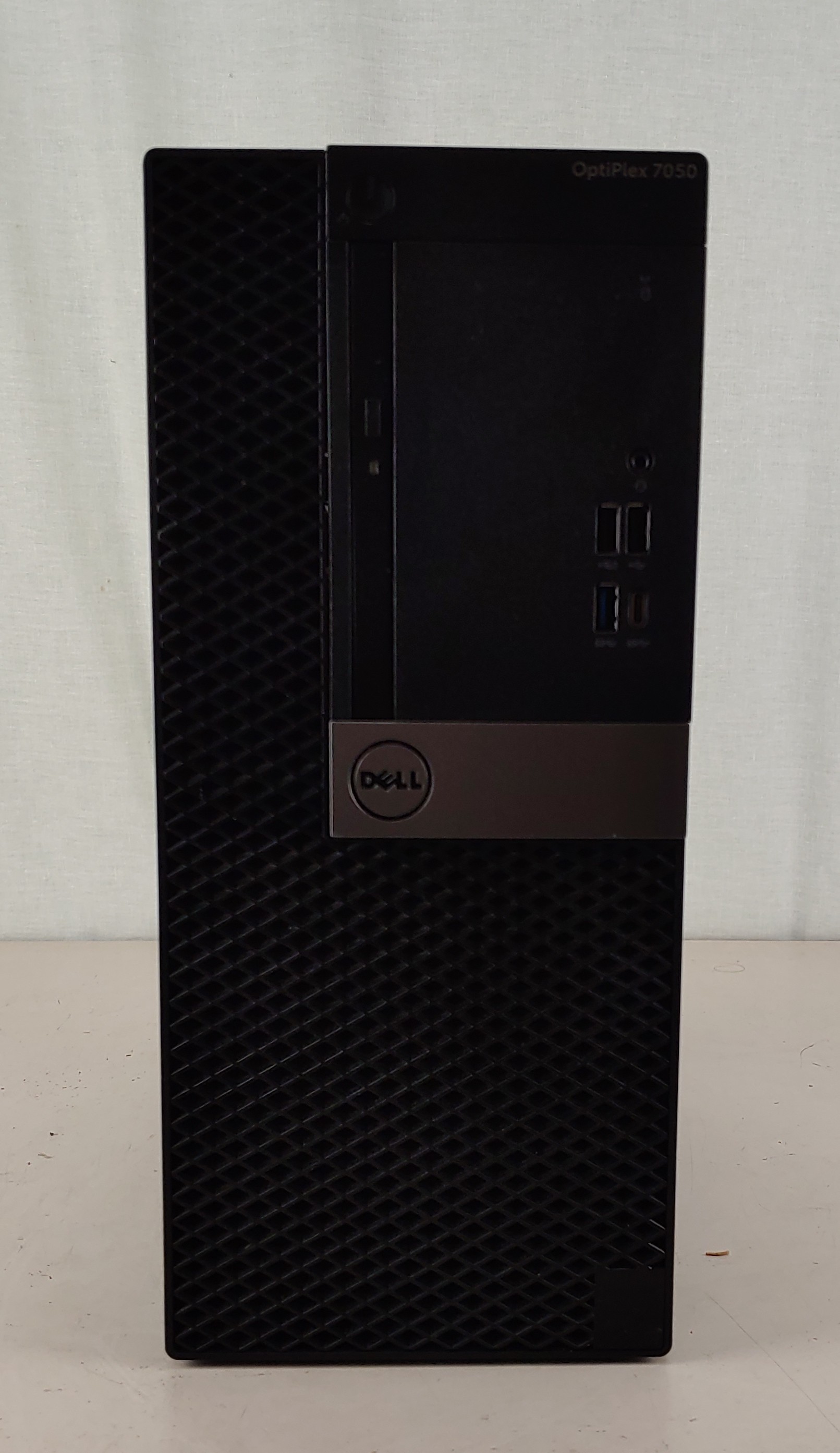 Dell OptiPlex 7050 MT i7-6700 8GB 250GB SSD Windows 10 Pro