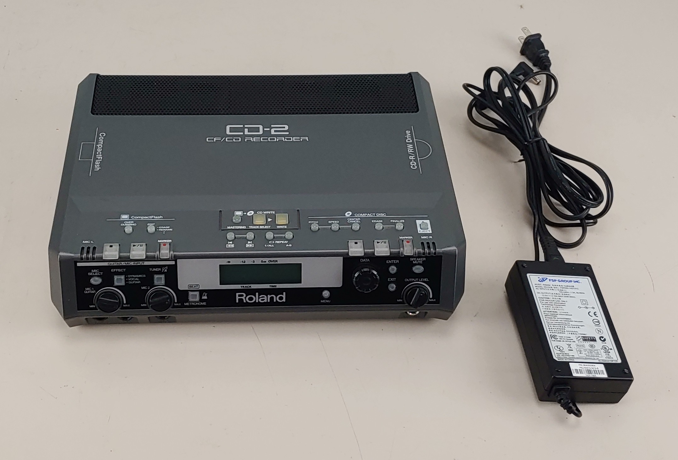 Roland CD-2 Digital CF/CD Recorder CD-R/RW Drive w/ 128MB Compact Flash Card