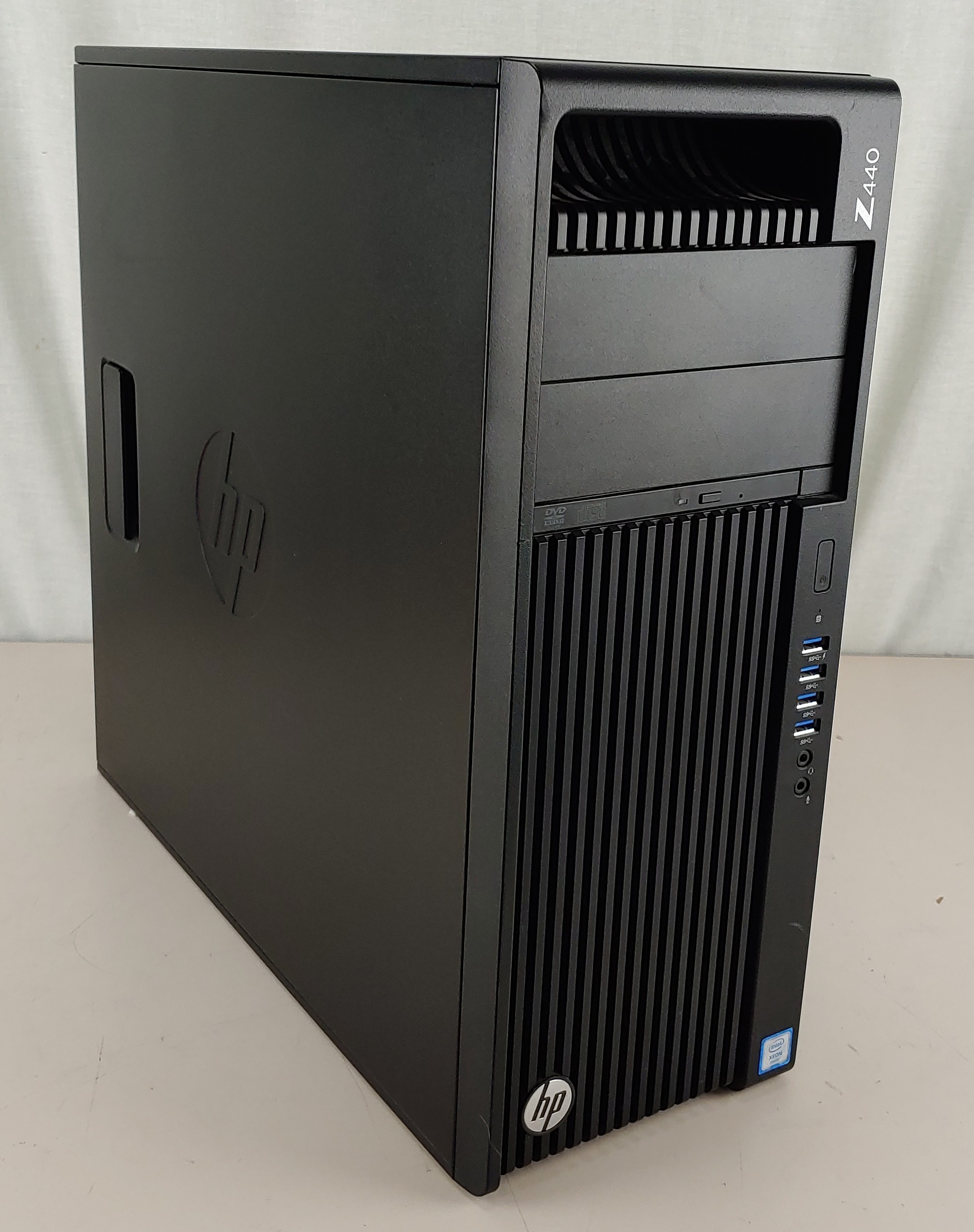 HP Z440 E5-1620 V3 8GB 500GB 700W Windows 10 Pro