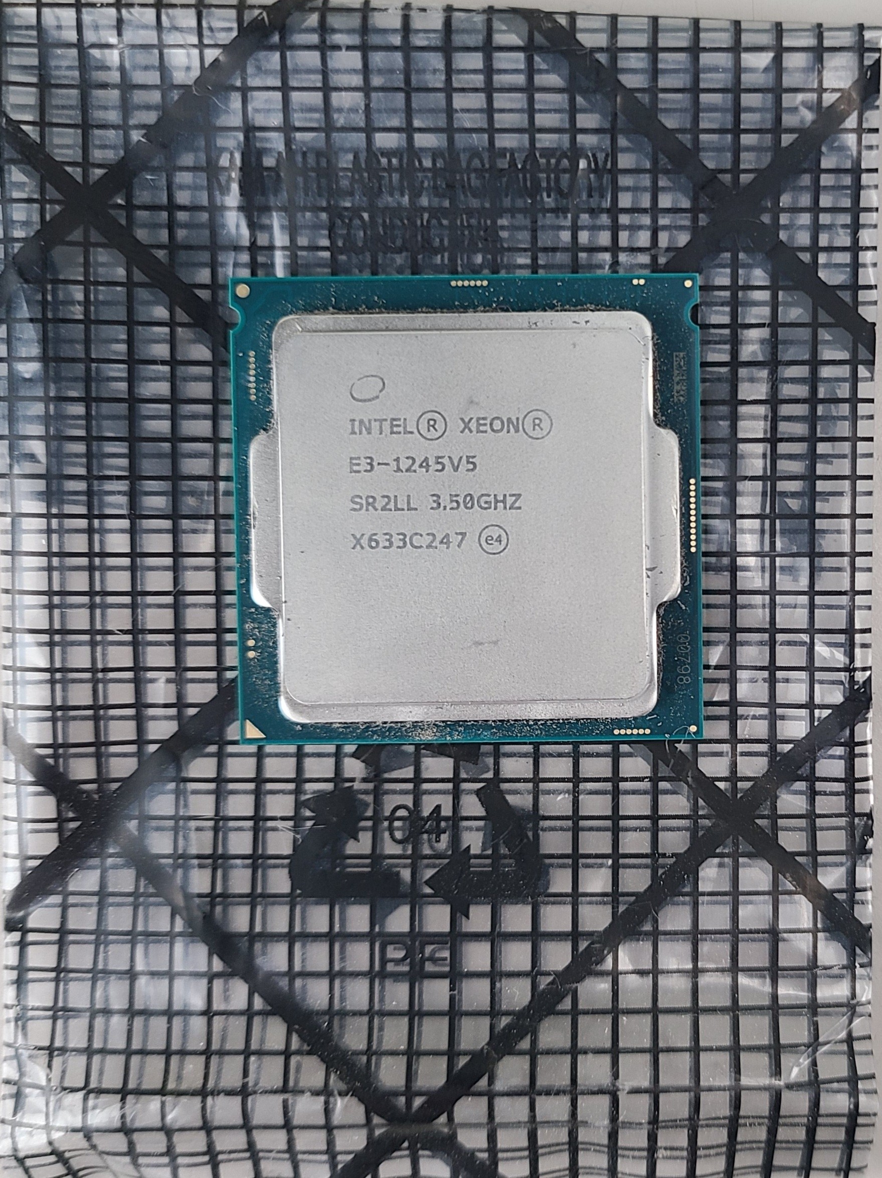Intel Xeon E3-1245 v5 SR2LL 3.5GHz Quad-Core 1MB 8MB Socket 1151 80W Processor