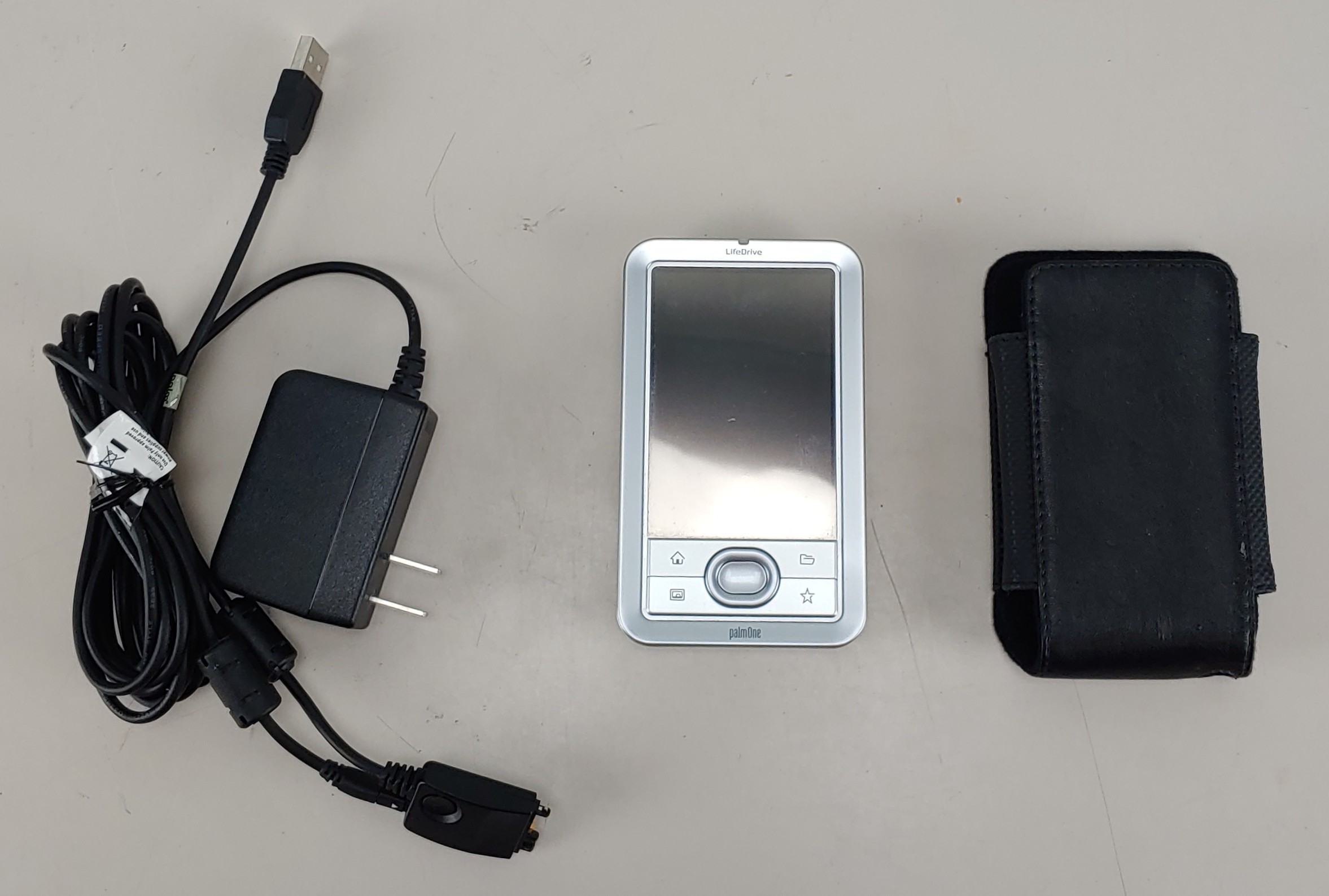 PalmOne Life Drive B090035 w/ Accessories