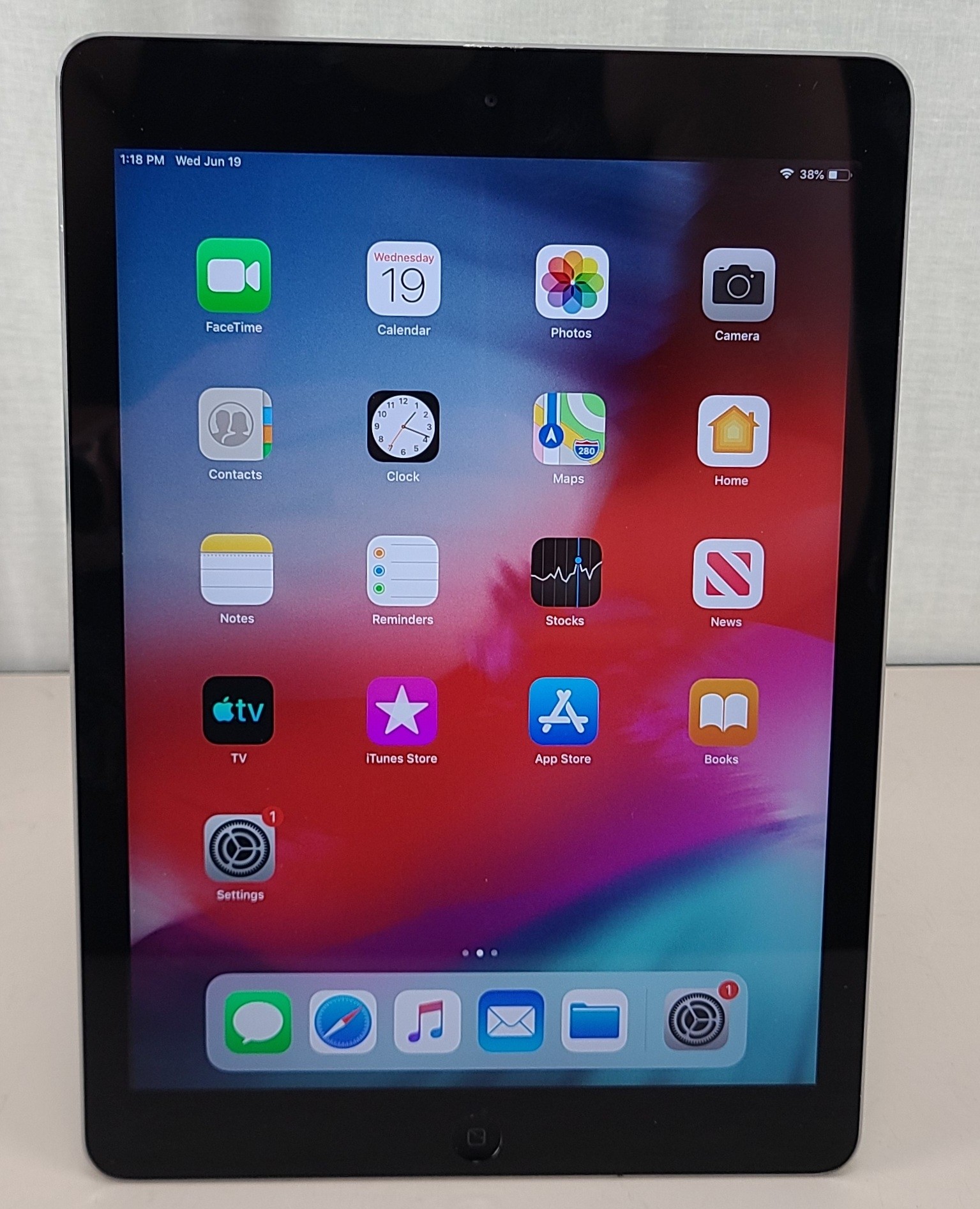 Lot of 6 Apple iPad Air 16GB WIFI 9.7in Space FD785LL/B