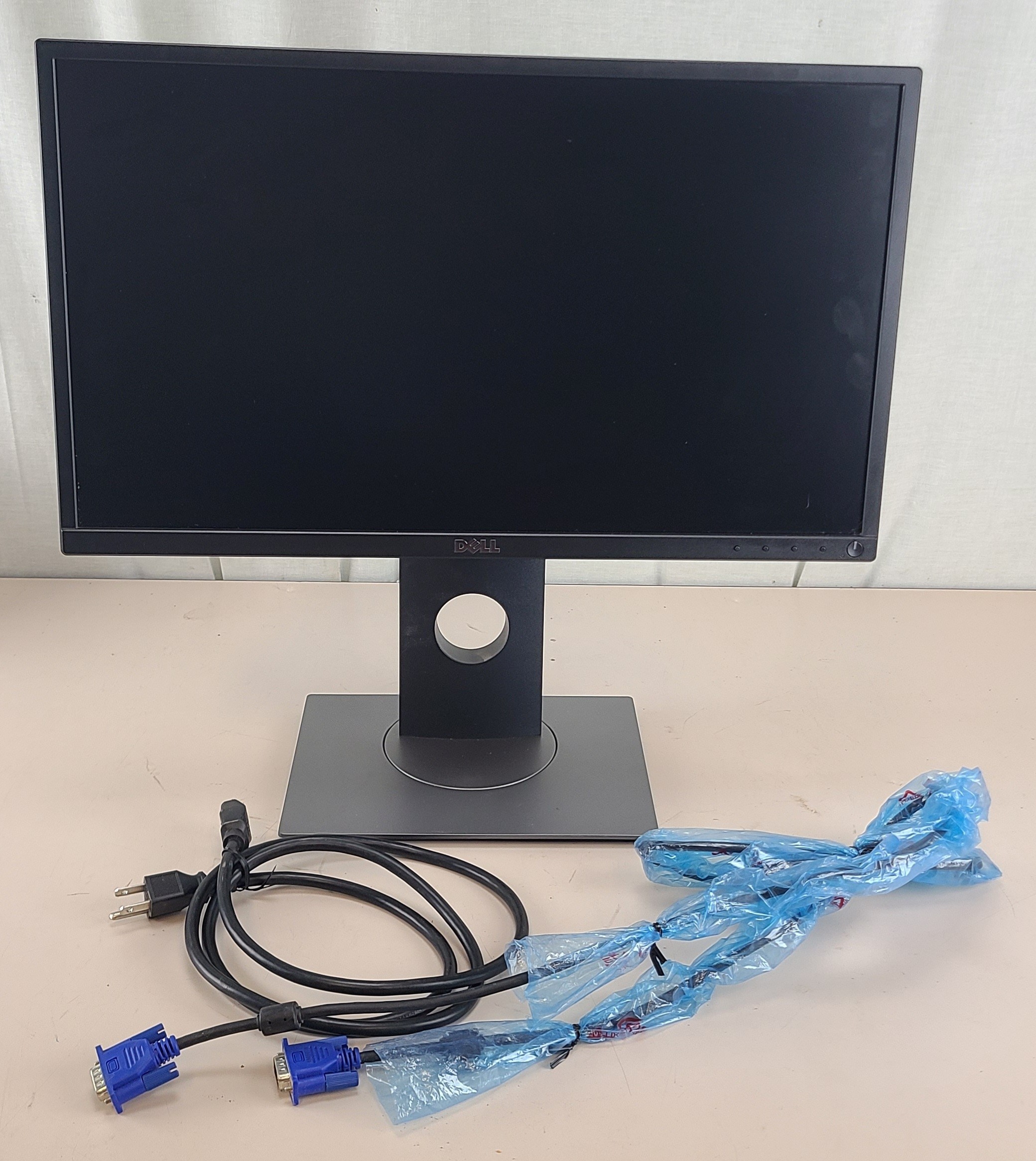 Dell P2217H 22" Professional LED LCD HD Display Monitor - Black Adjustable Stand
