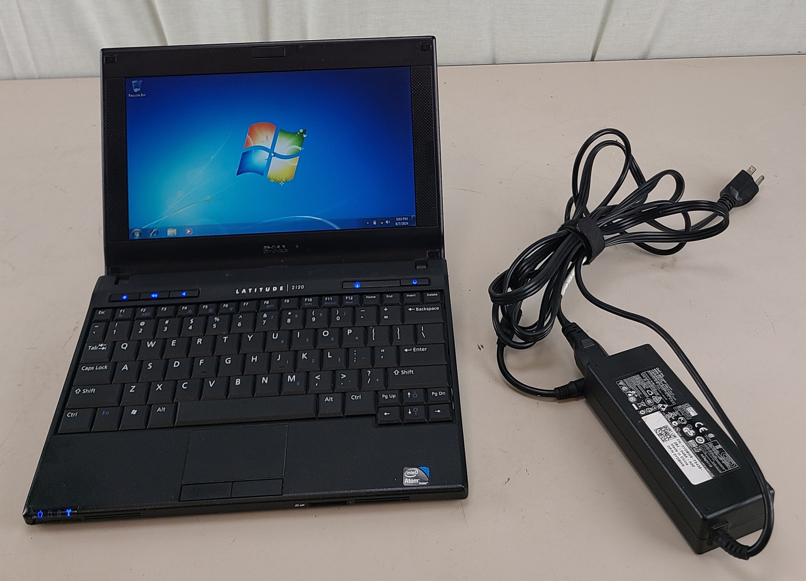 Dell Latitude 2120 Intel Atom N455 2GB 320GB HDD WIN 7 PRO
