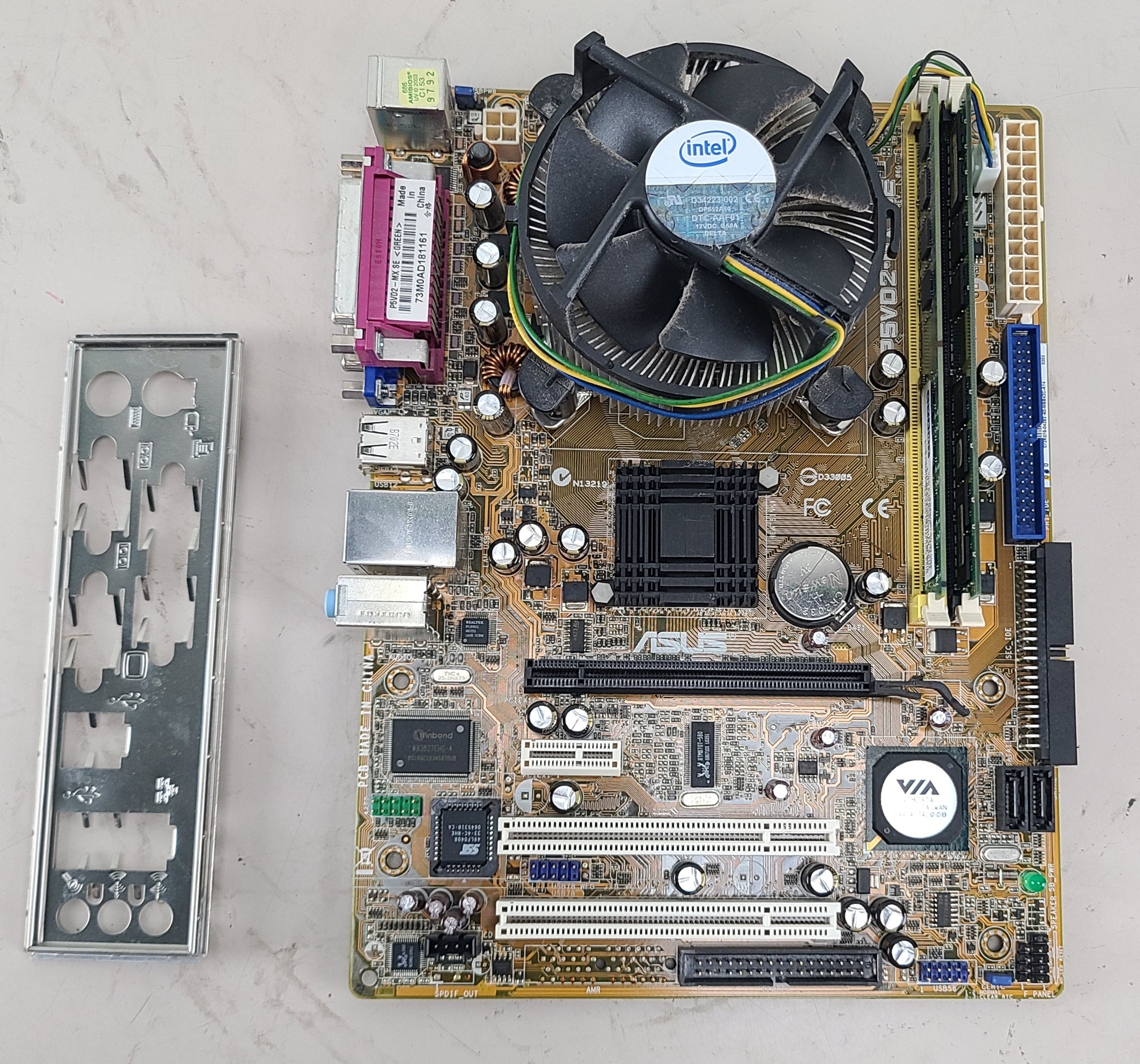Asus P5VD2-MX Motherboard Socket 775 + CPU P4 3ghz
