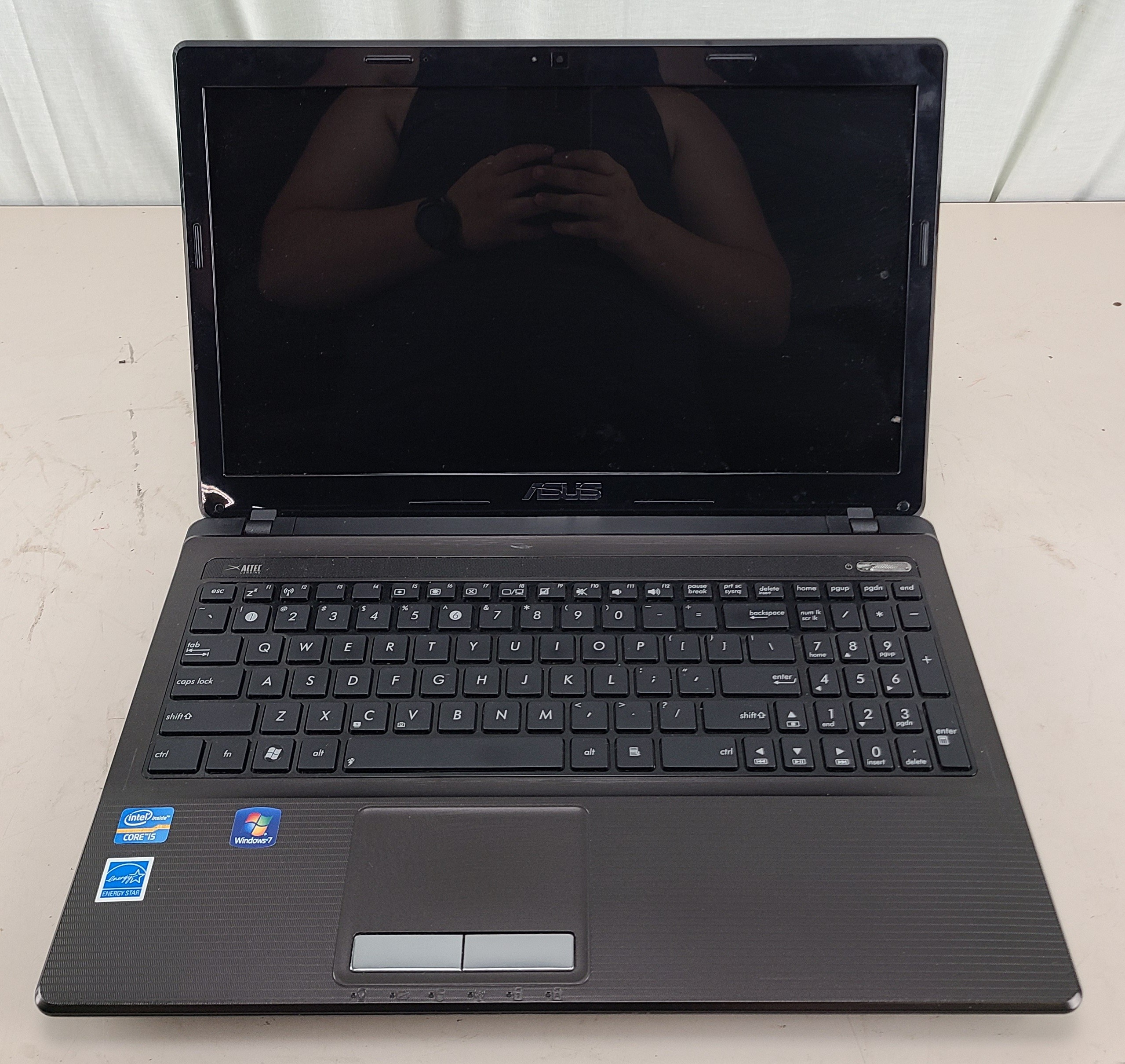 FOR PARTS ASUS K53E i5-2410M 8GB 500GB HDD BAD CHARGING PORT