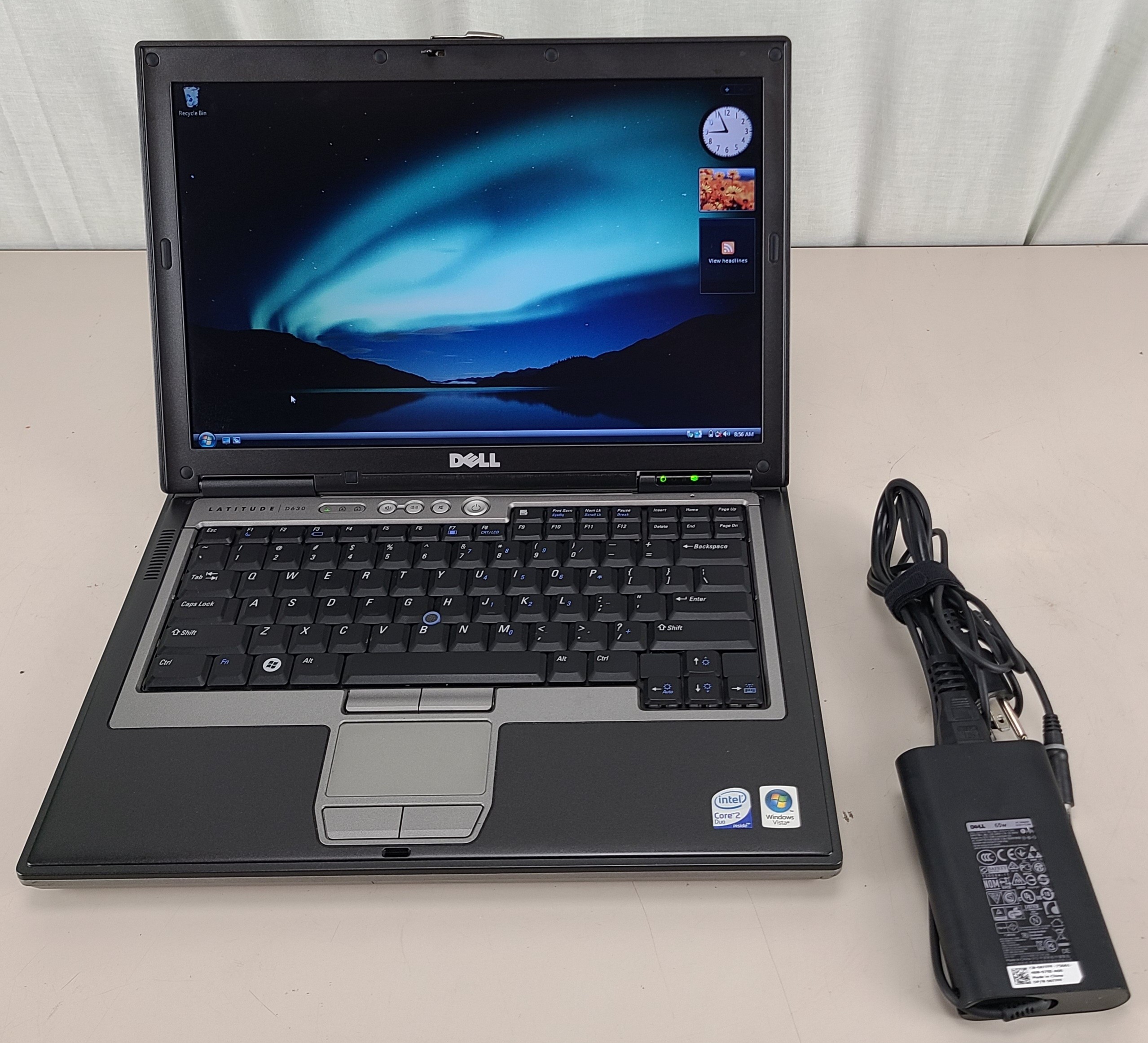Dell Latitude D630 Laptop Intel C2D 2GB 120GB HDD WIN VISTA BUS.