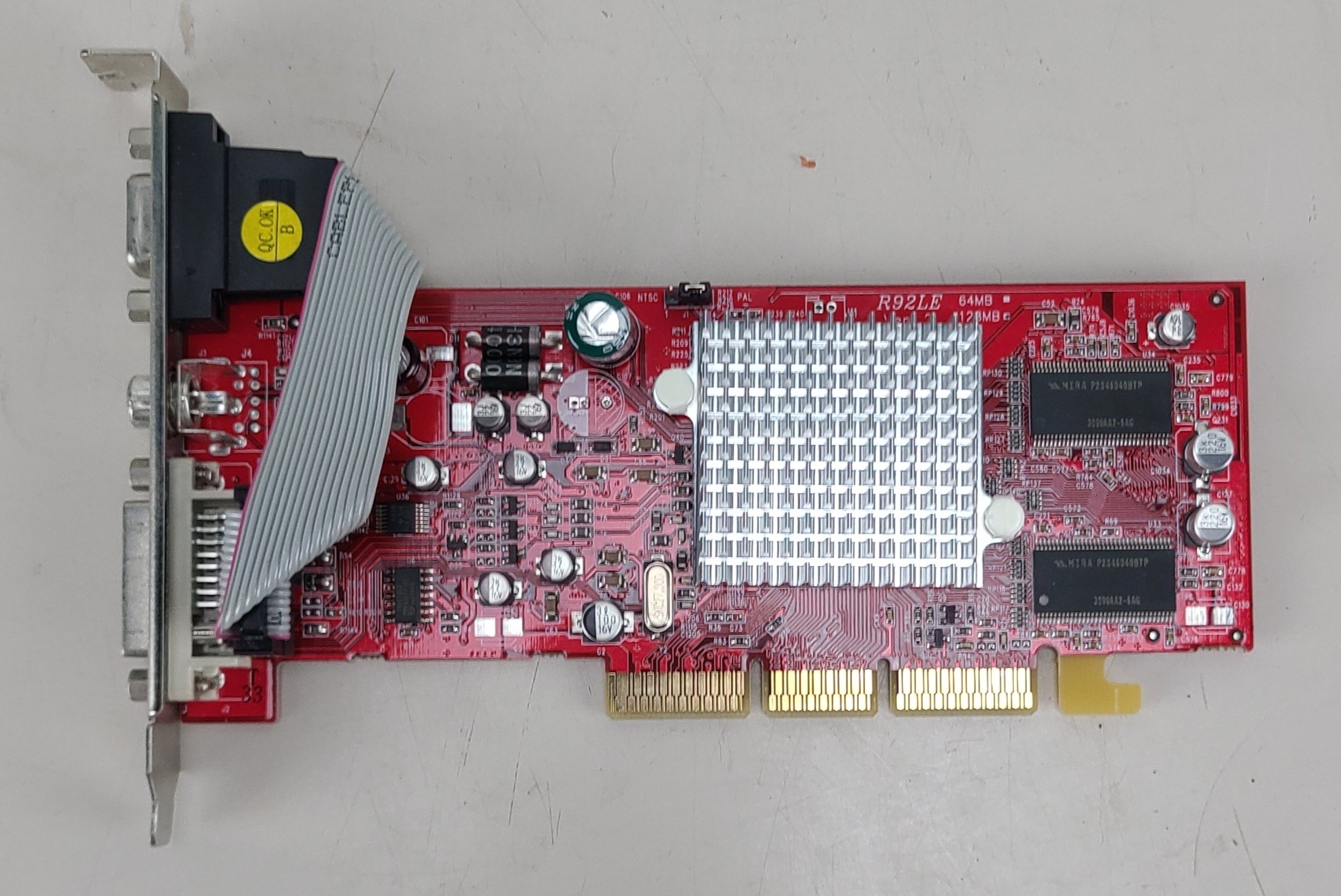 ATI Technologies 9200SE BTI ML-1 C9BA-7 Graphic Card PN: R92LE REV:1.2