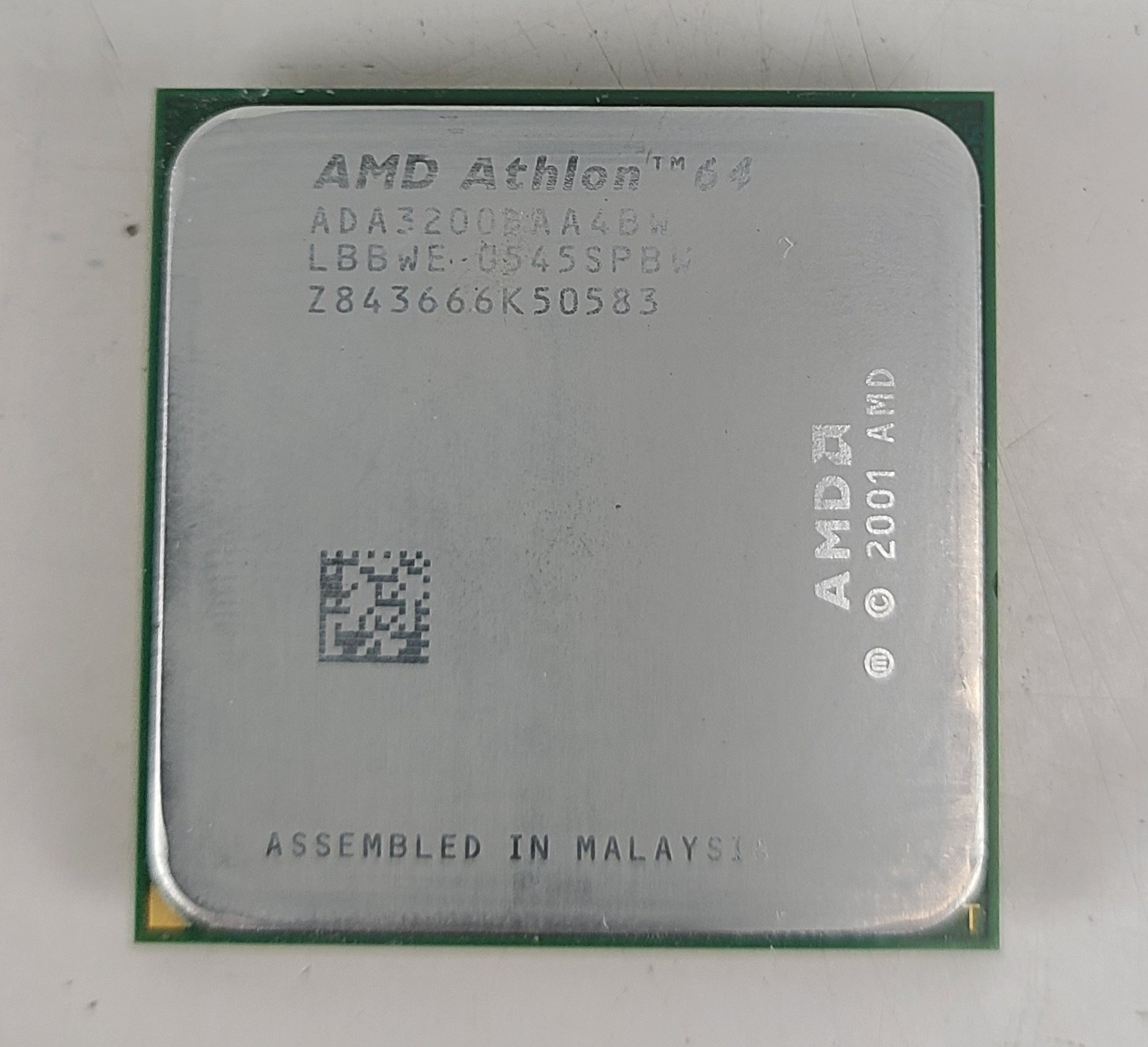 AMD Athlon 64 3200+ ADA3200DAA4BW Processor