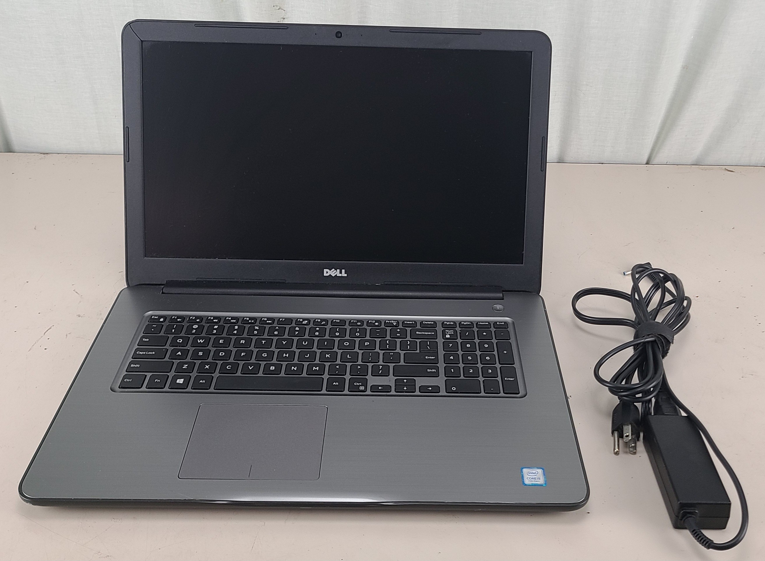 FOR PARTS Dell Inspiron i5-7200U 8GB NO HDD/OS/BATTERY