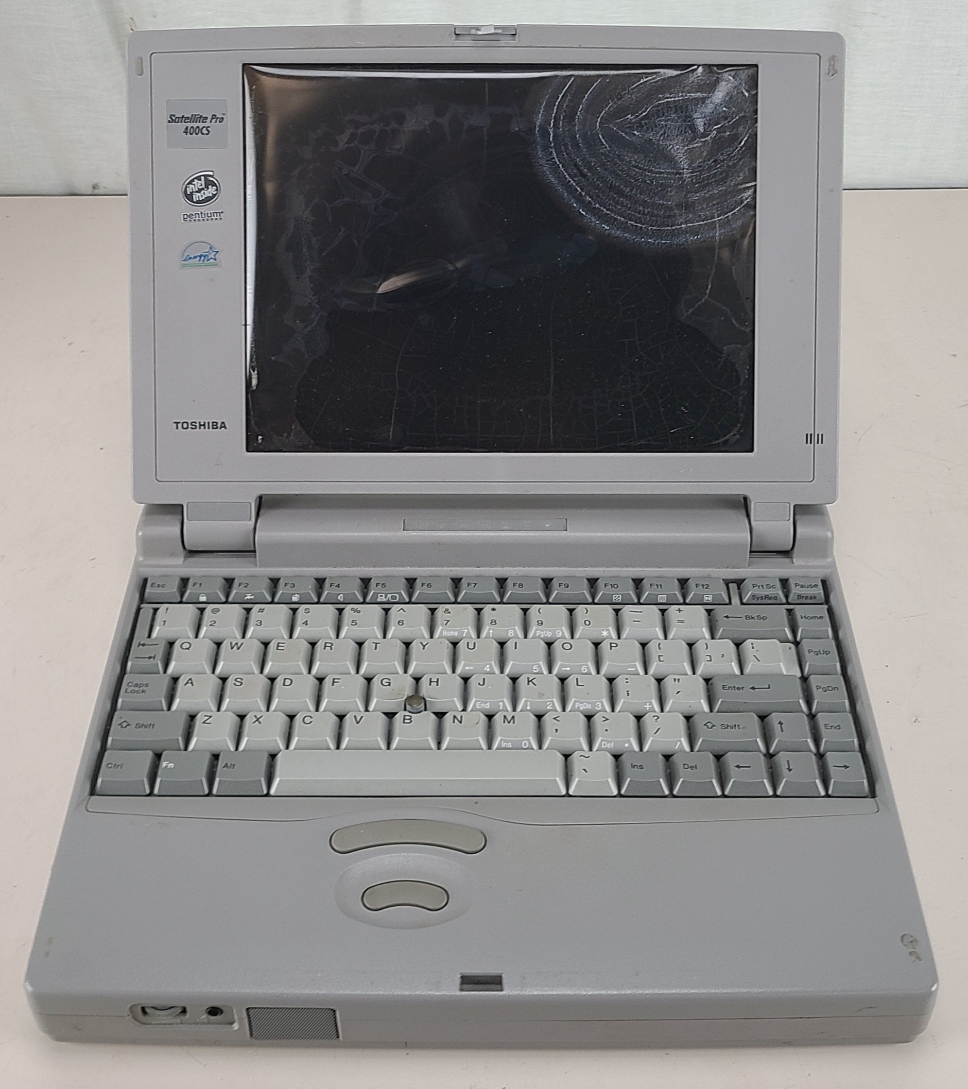 FOR PARTS Vintage Toshiba Satellite Pro 400CS BAD BATTERY/MELTED SCREEN