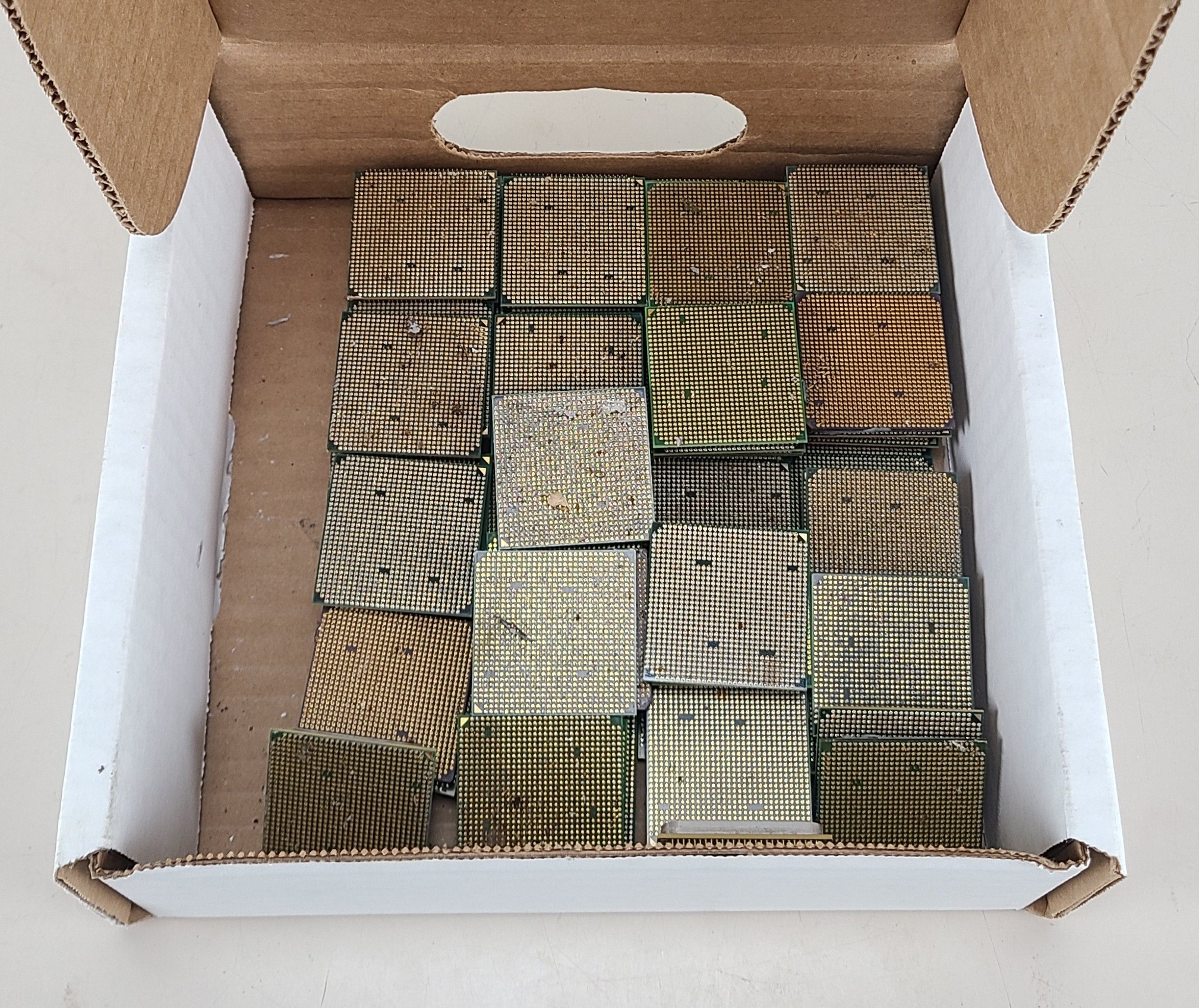 6lbs AMD High Yield Pinned Processors for Scrap Gold Recovery
