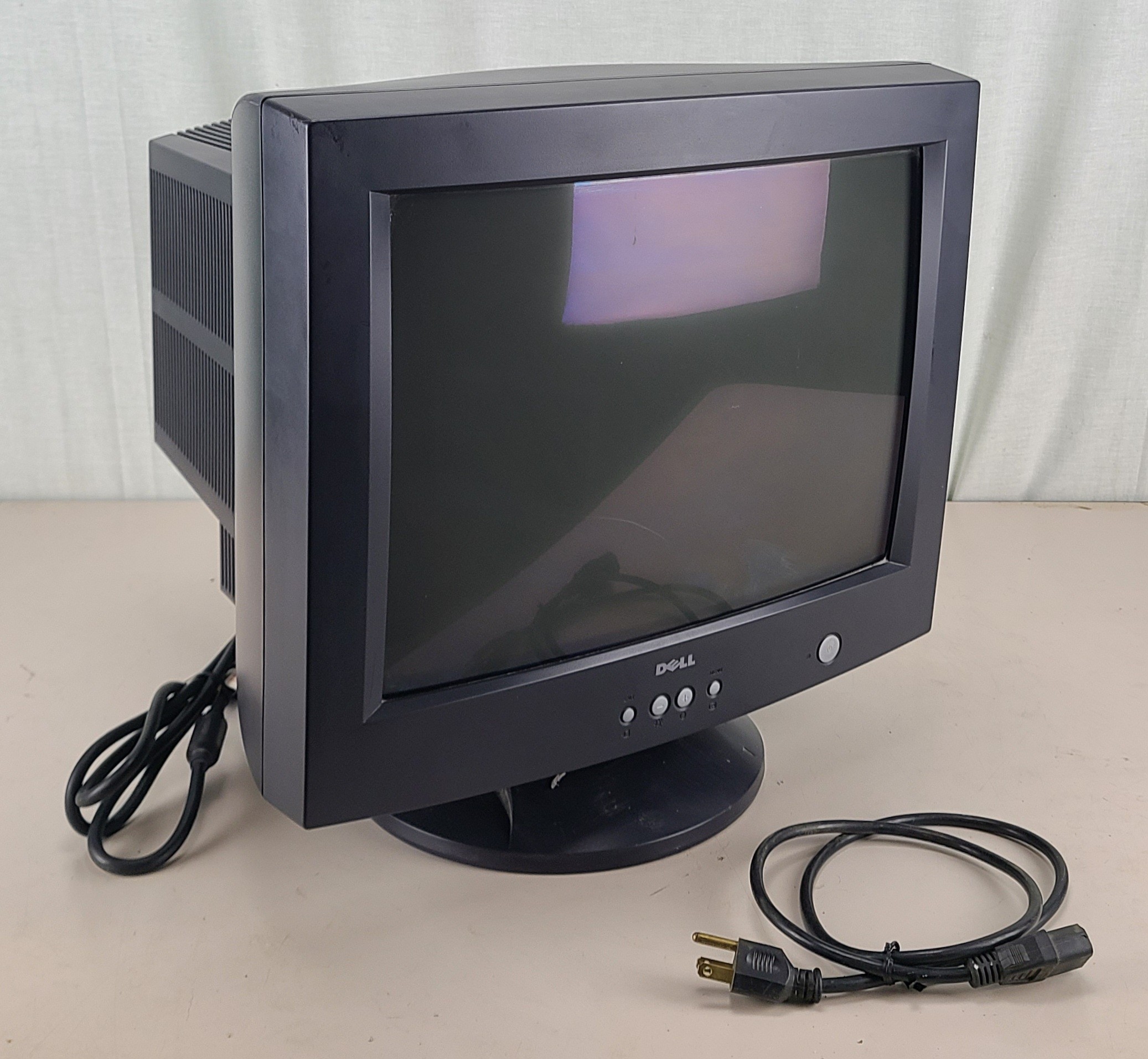 Vintage Dell 16" E770s 1280x1024 VGA CRT Monitor