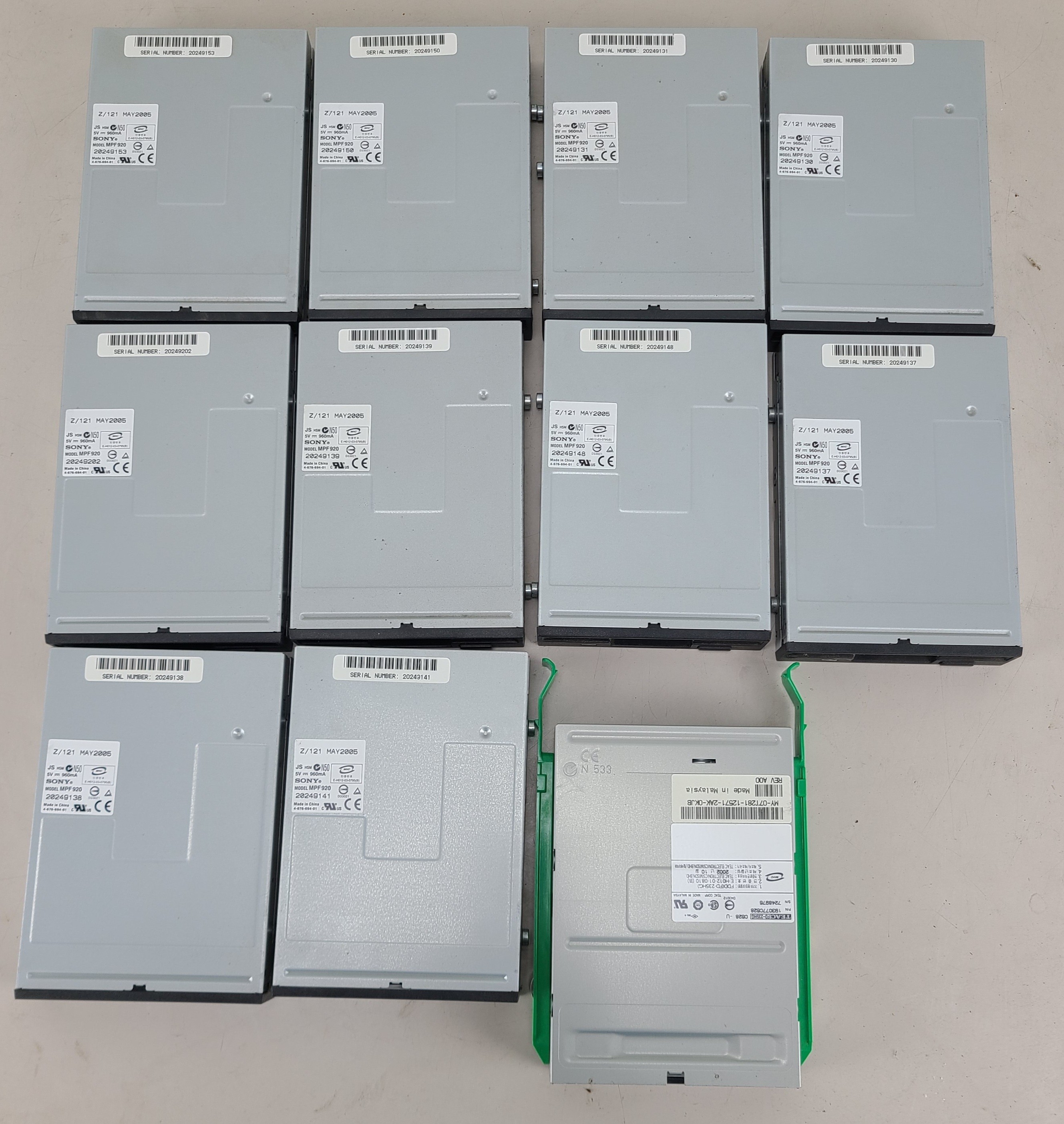 FOR PARTS Lot of 11 Sony + Teac 3.5" 1.44MB Floppy Drives