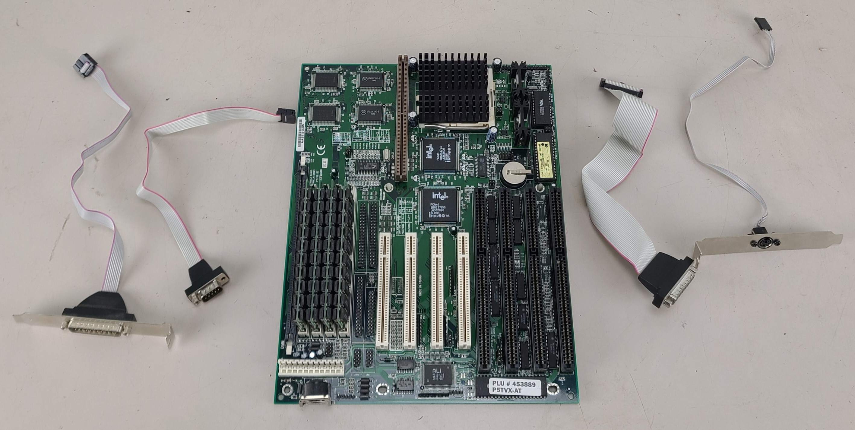 EFA P5TVX-AT Socket 7 AT motherboard with 4 ISA slots 4 PCI Intel VX Chipset