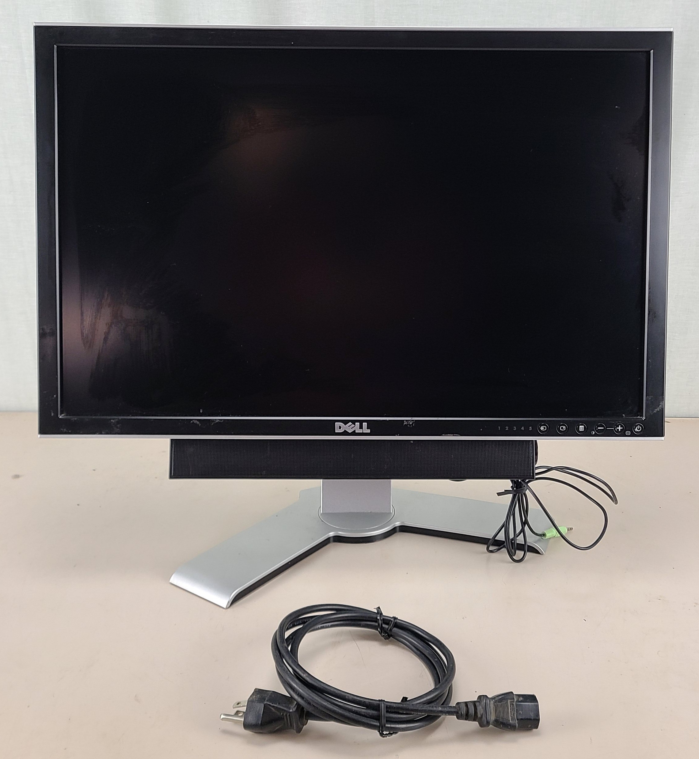 DELL UltraSharp 2407WFPb 24" 1920 x 1200 Widescreen LCD Monitor