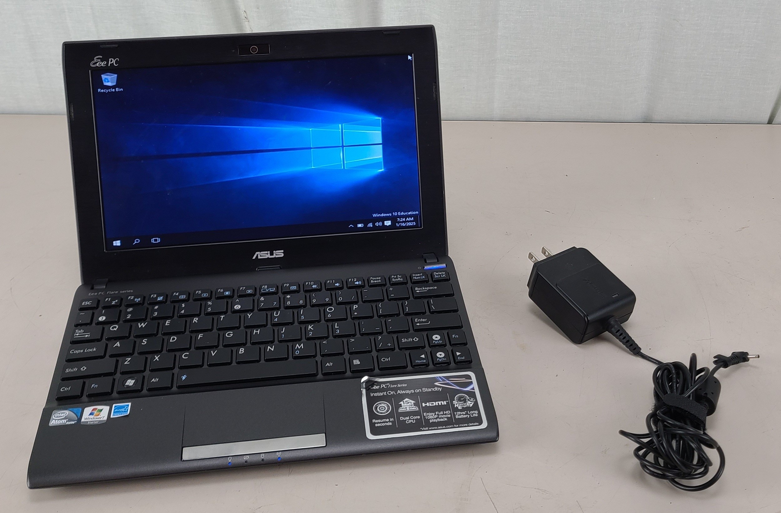 Asus EEE PC Flare Series Intel Atom N2600 1GB 320GB HDD WIN 10 EDUCATION