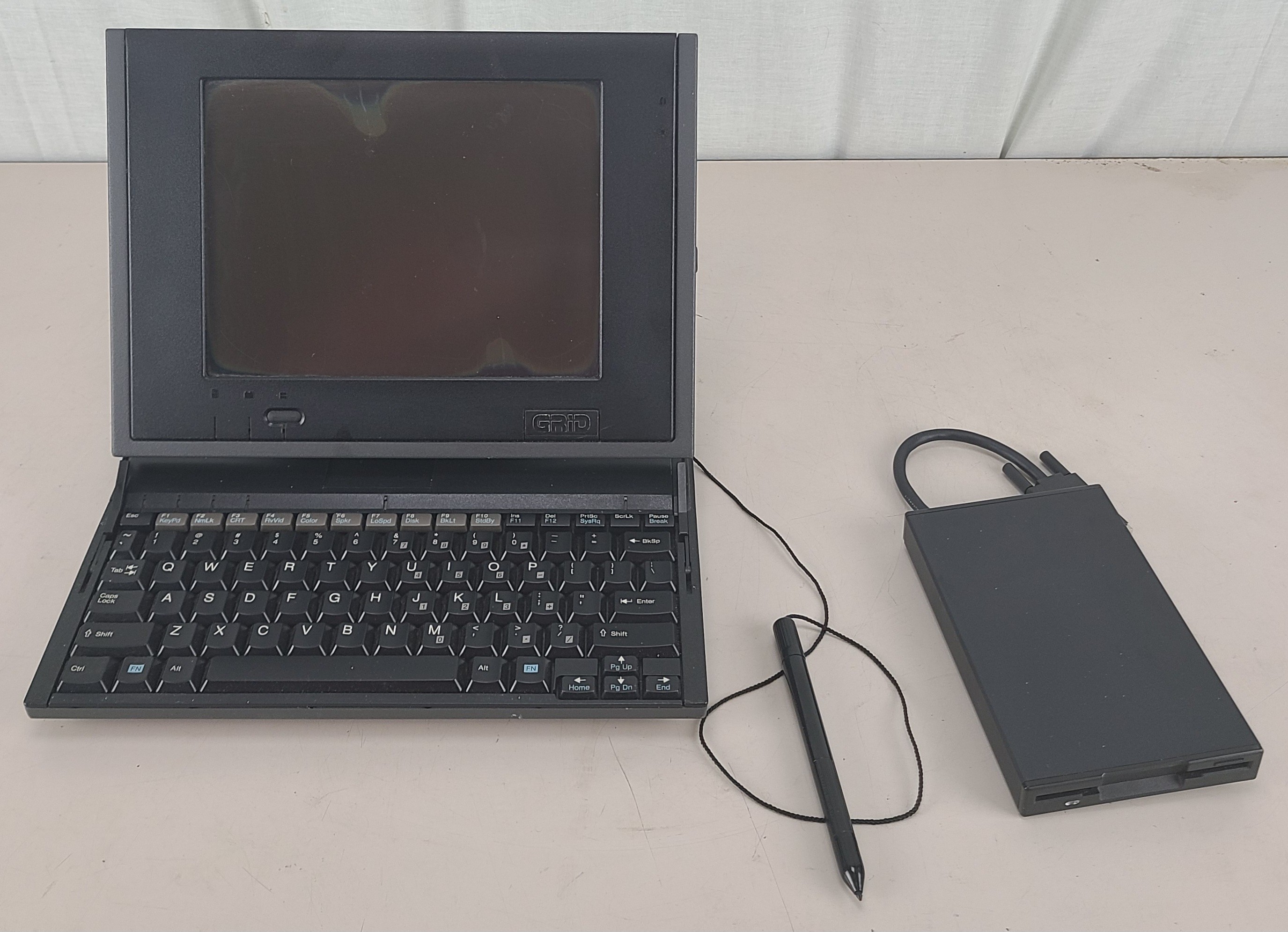 FOR PARTS Vintage Grid GridPad Model 2260 w/ Floppy Drive & Stylus