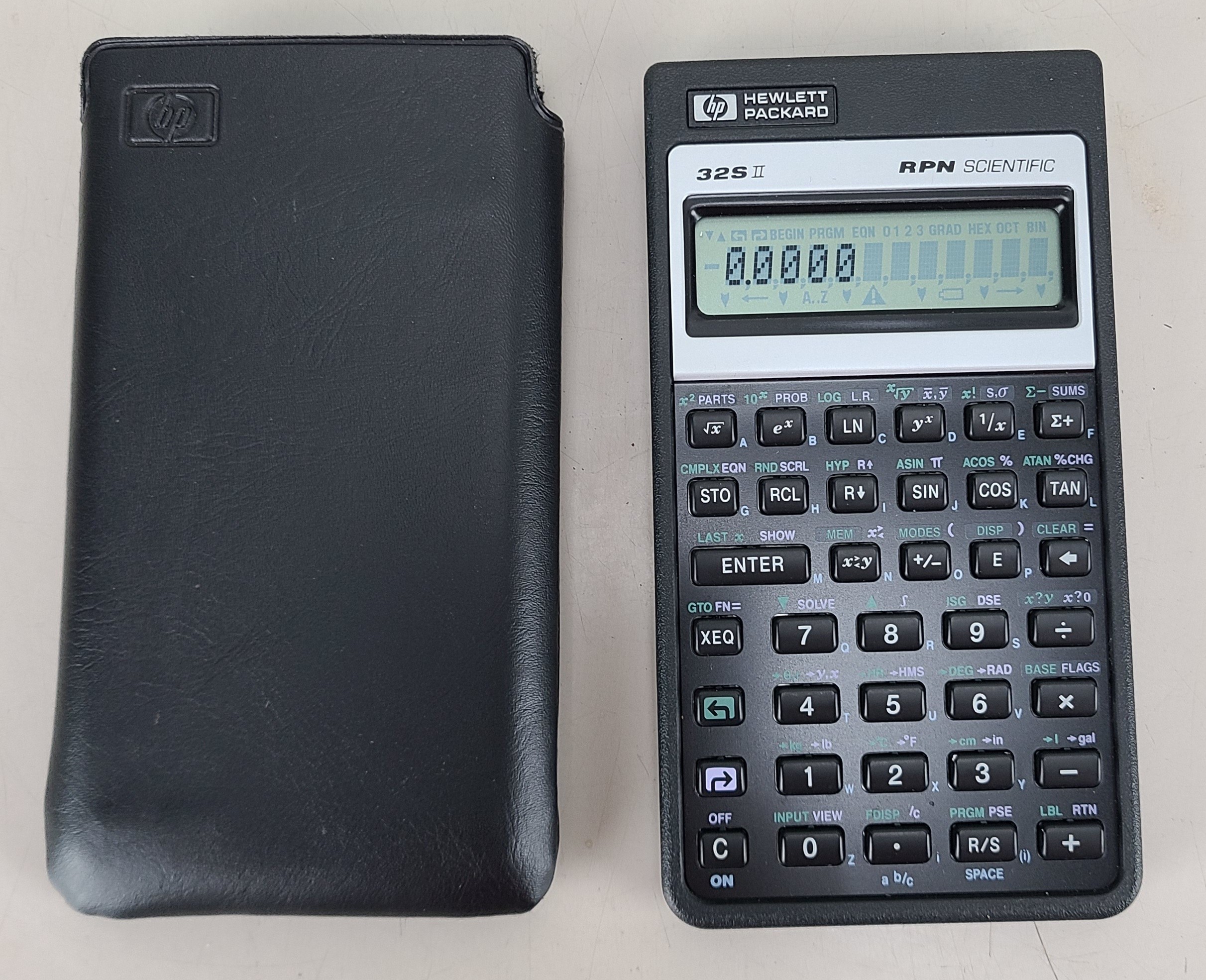 Vintage 1987 HP 32SII RPN Scientific Calculator w/ Case