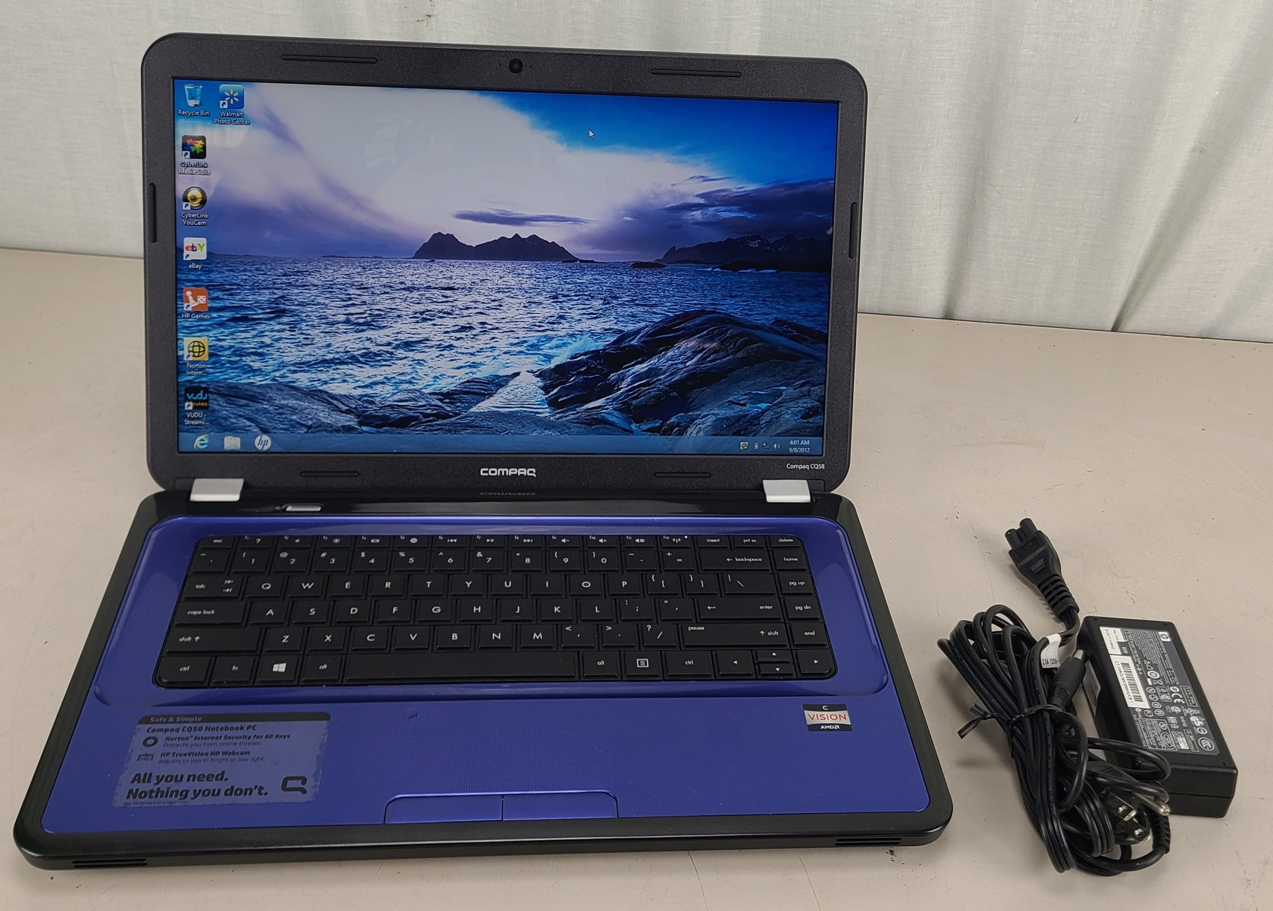 HP Compaq CQ58 Notebook AMD C-60 2GB 300GB HDD WIN 8 