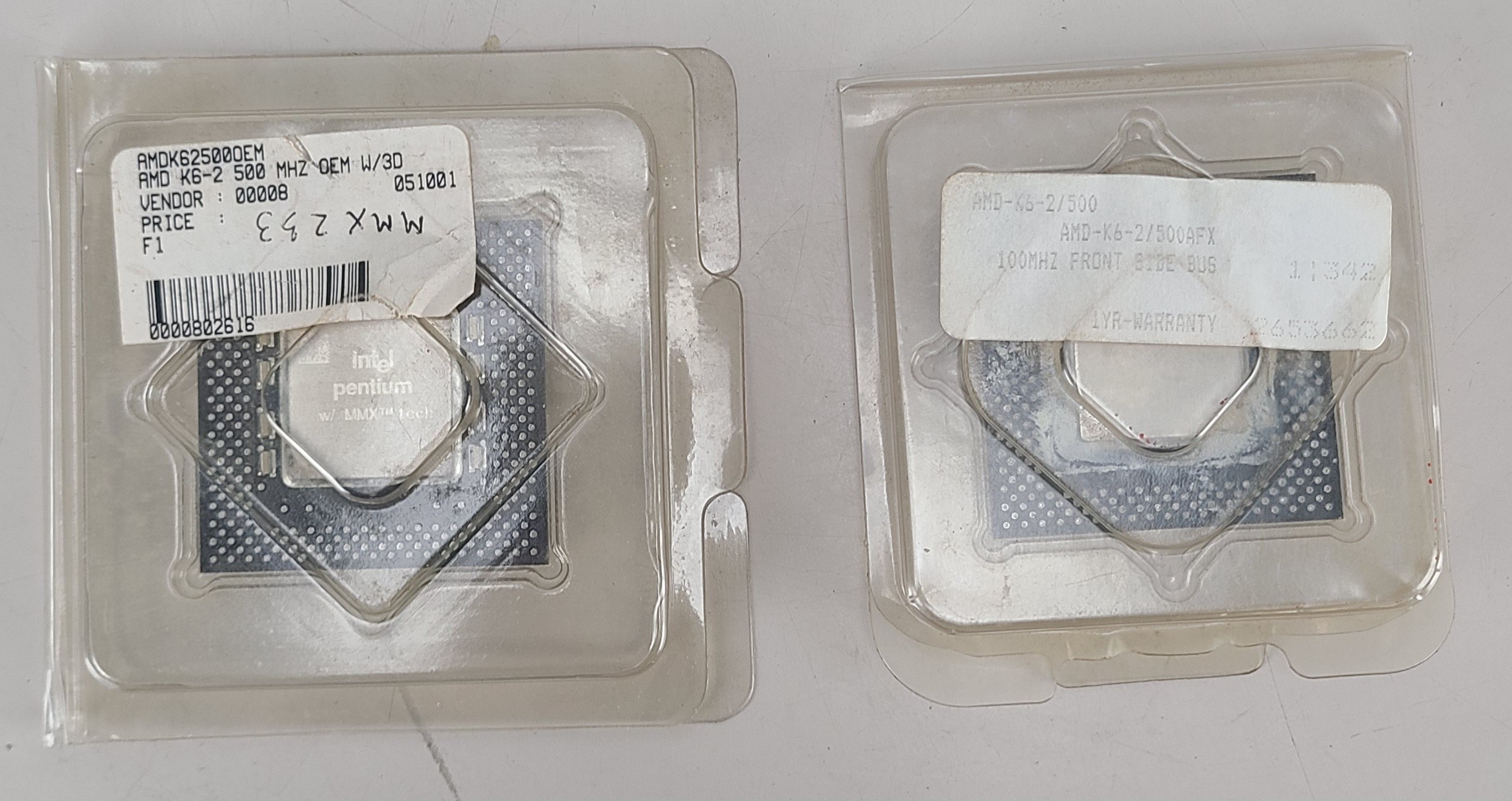 Pair of Vintage Intel Pentium w/ MMX Technologies Processor SL27S