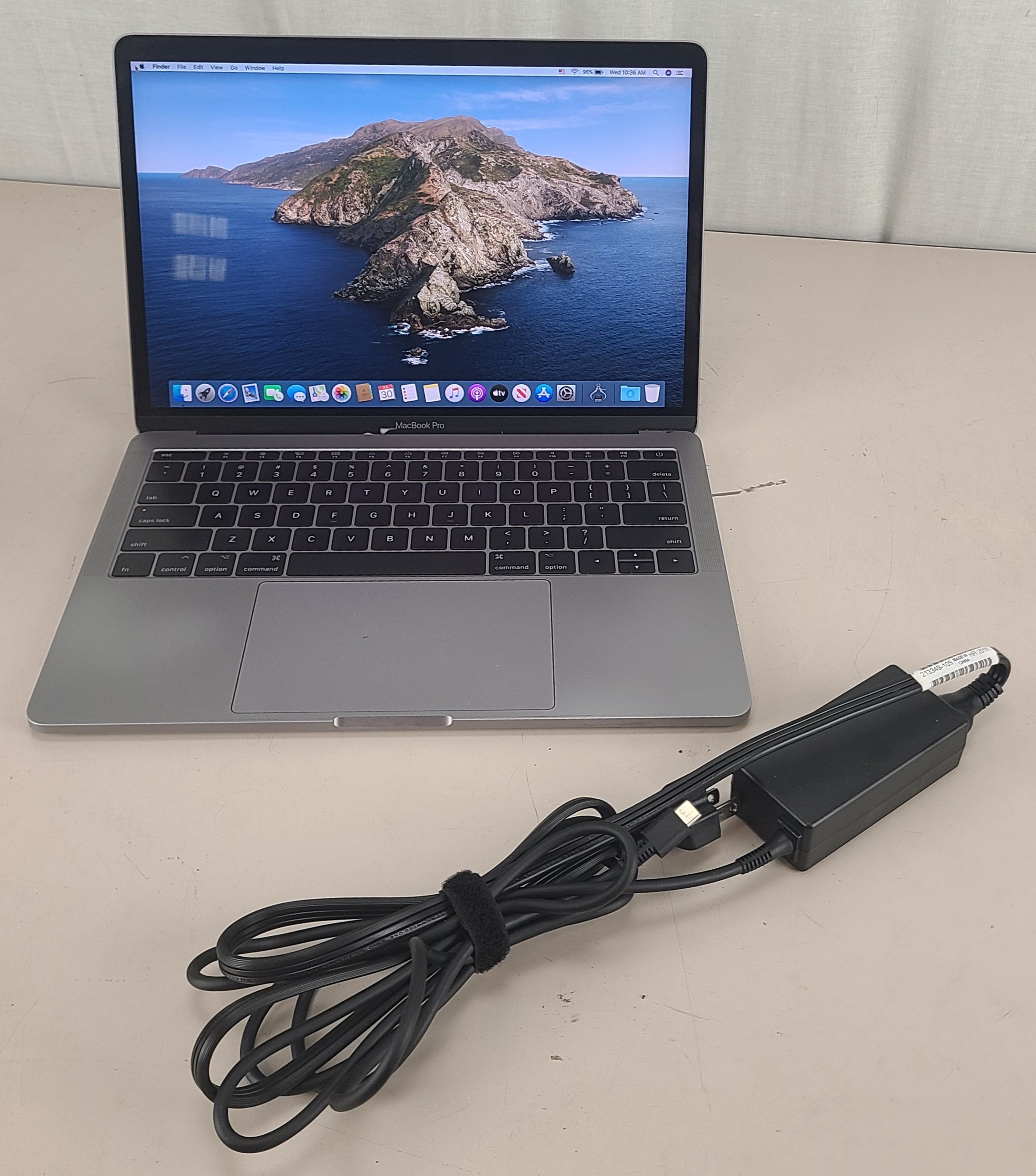 Apple MacBook Pro Core i5-7360U 8GB 128GB SSD macOS Catalina
