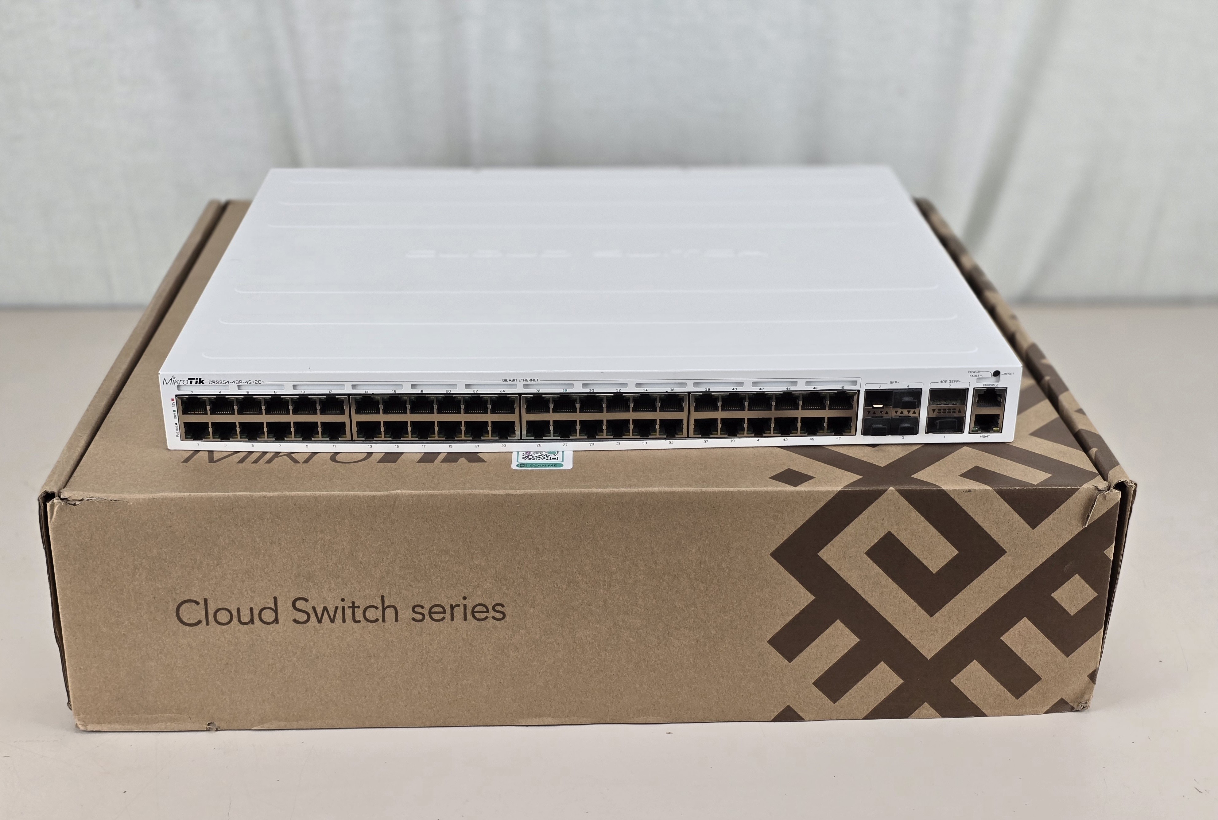 Mikrotik CRS354 Cloud PoE Switch CRS354-48P-4S+2Q+RM