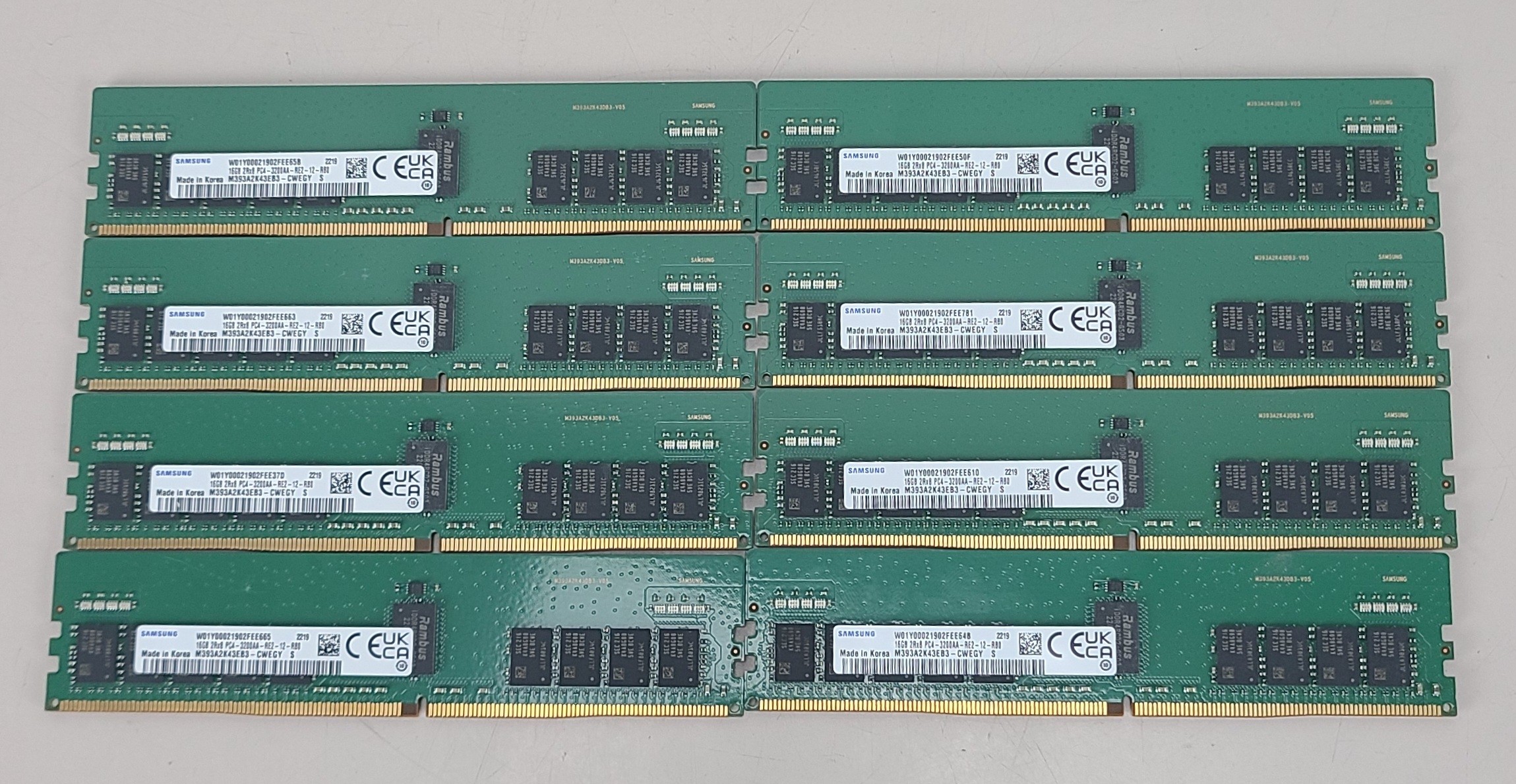 Samsung 128GB (8x16GB) 2Rx8 PC4 3200AA RE2 12 RB0 Server Ram