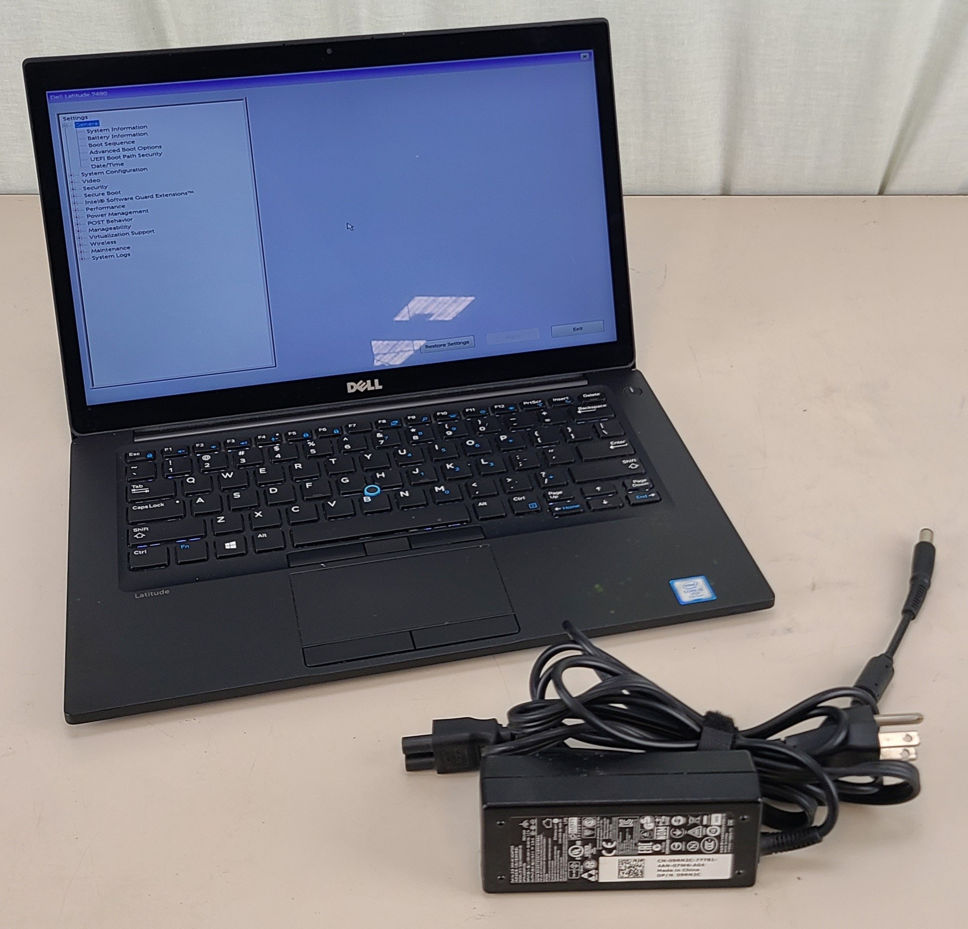 FOR PARTS Dell Latitude7480 i5-7300U 8GB NO NVMe/OS