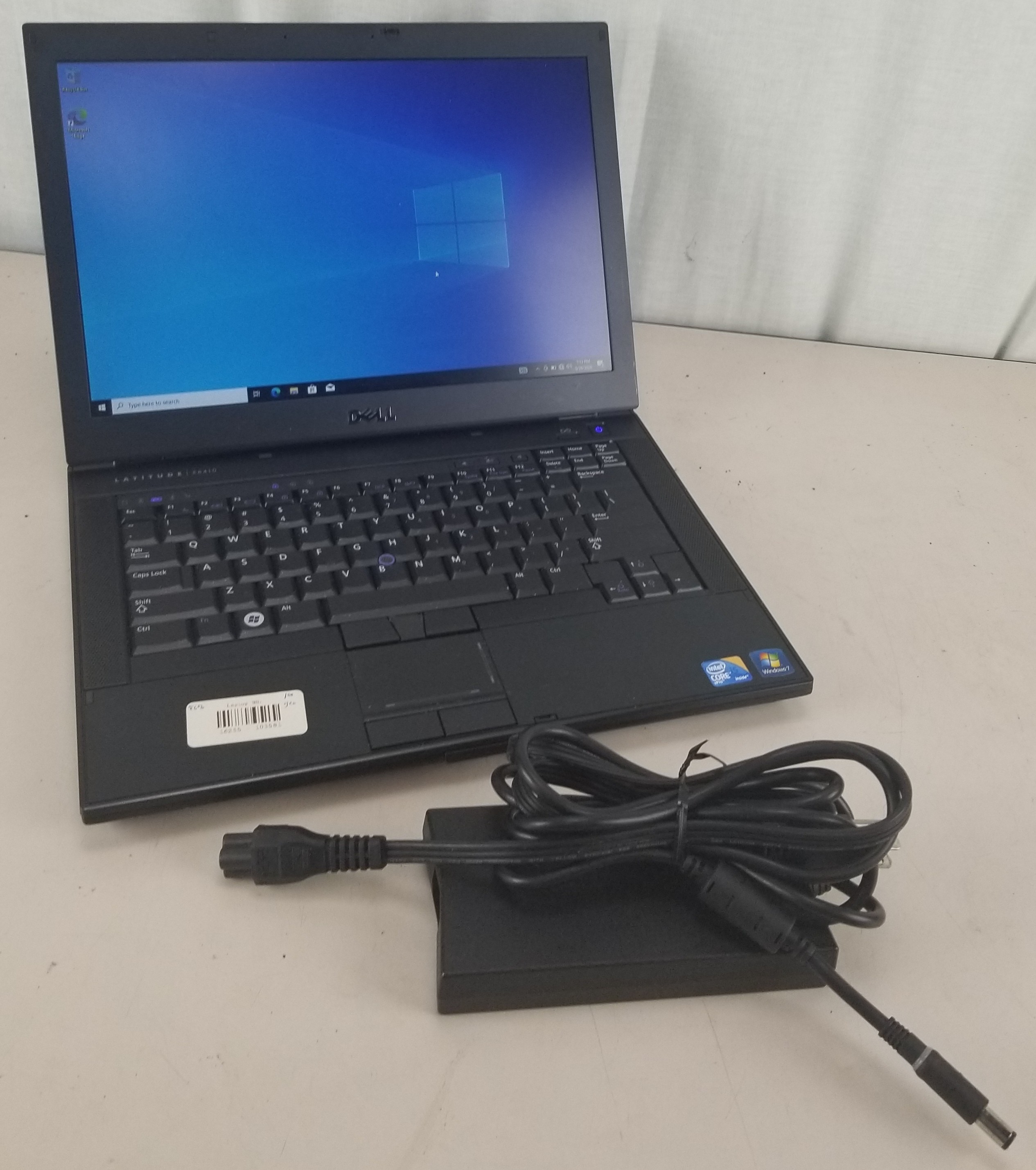 FOR PARTS Dell Latitude E6410 i5-M560 @ 2.67GHz 4GB 500GB HDD WIN 10 PRO NONFUNCTIONAL KEYS