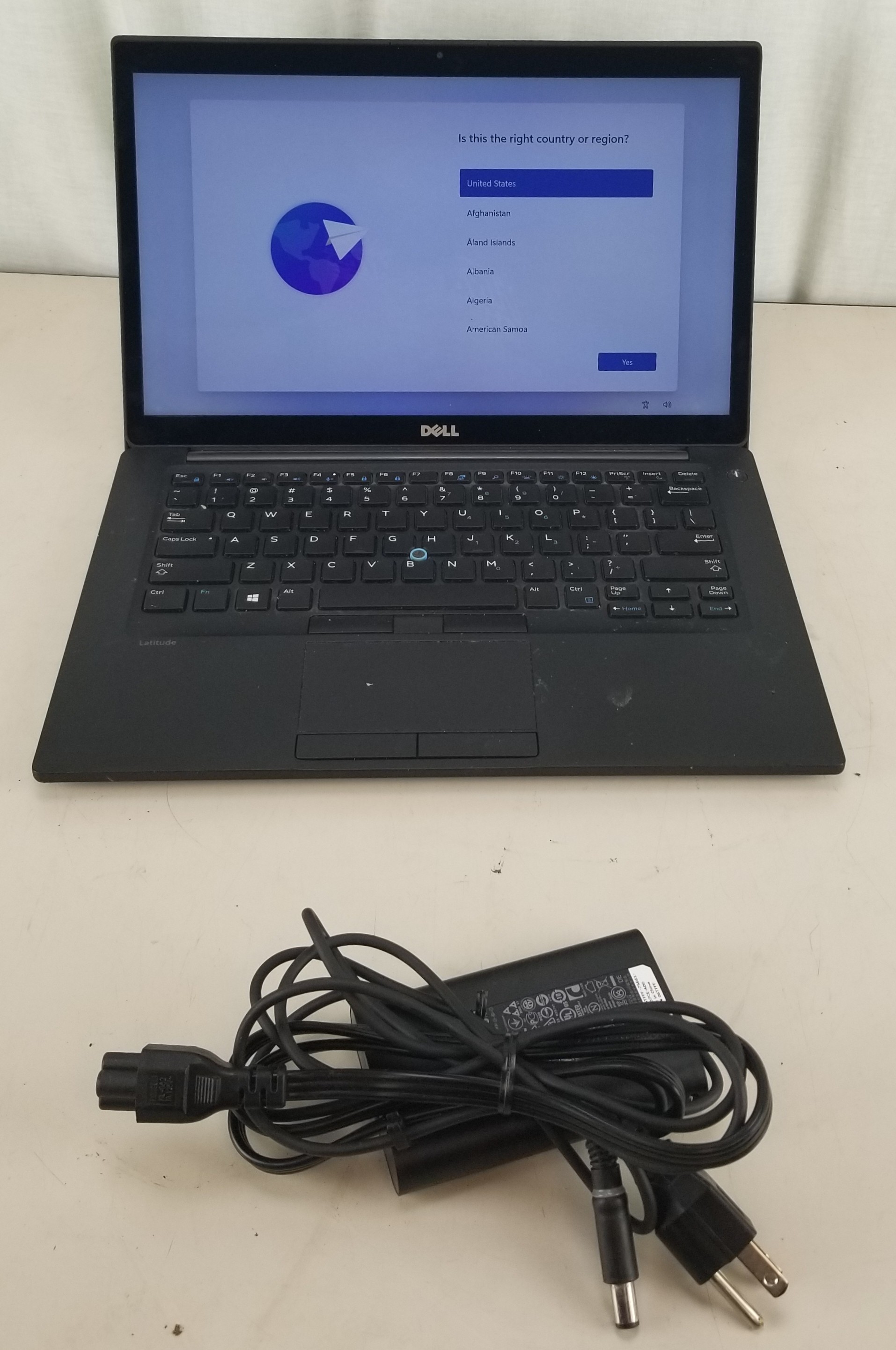 Dell Latitude 7480 i5-7300U @ 2.60GHz 8GB 128GB SSD WIN 11 PRO