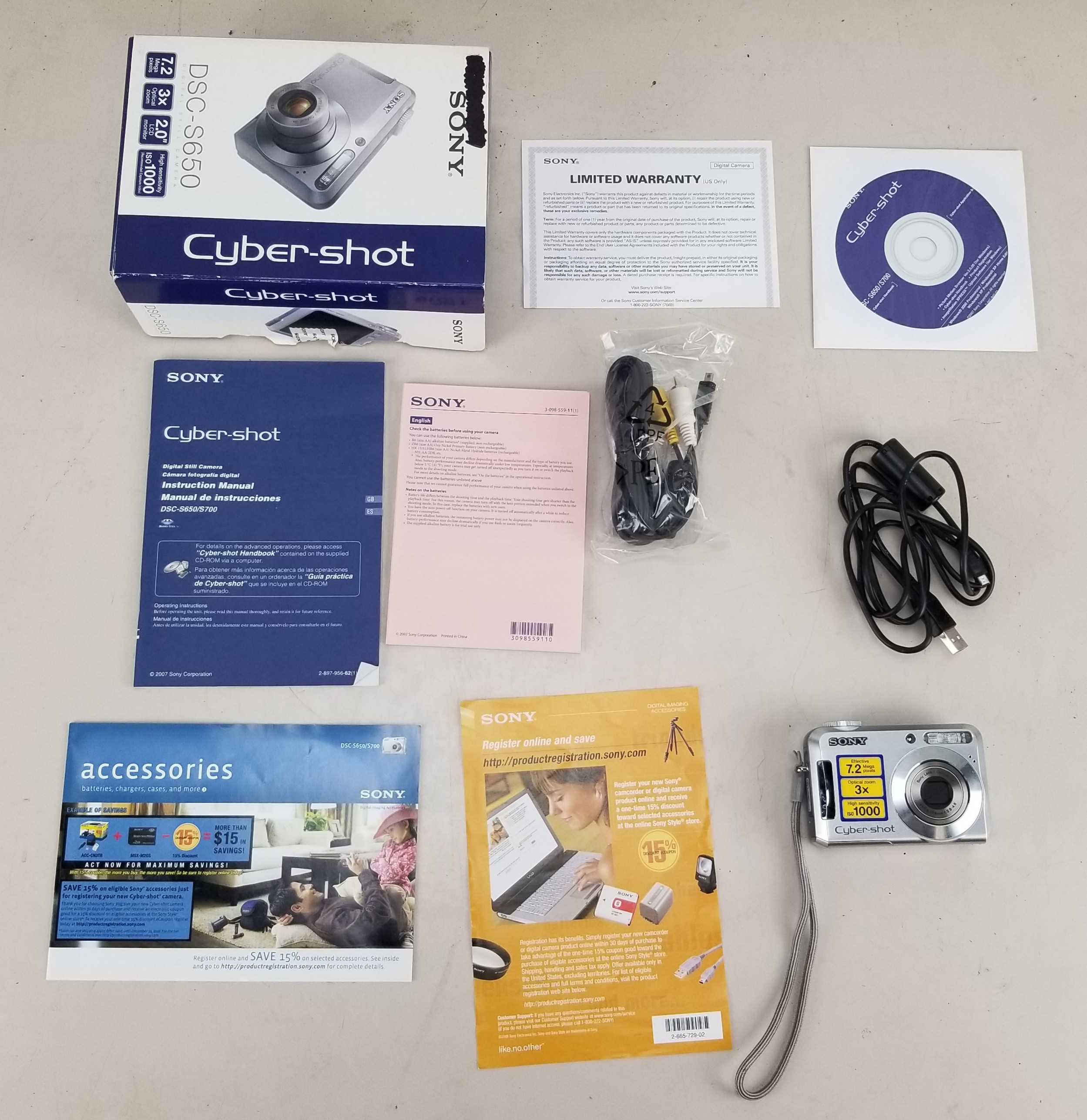 Sony Cyber-shot DSC-S650 7.2M Zoom Compact Digital Camera with Accessories