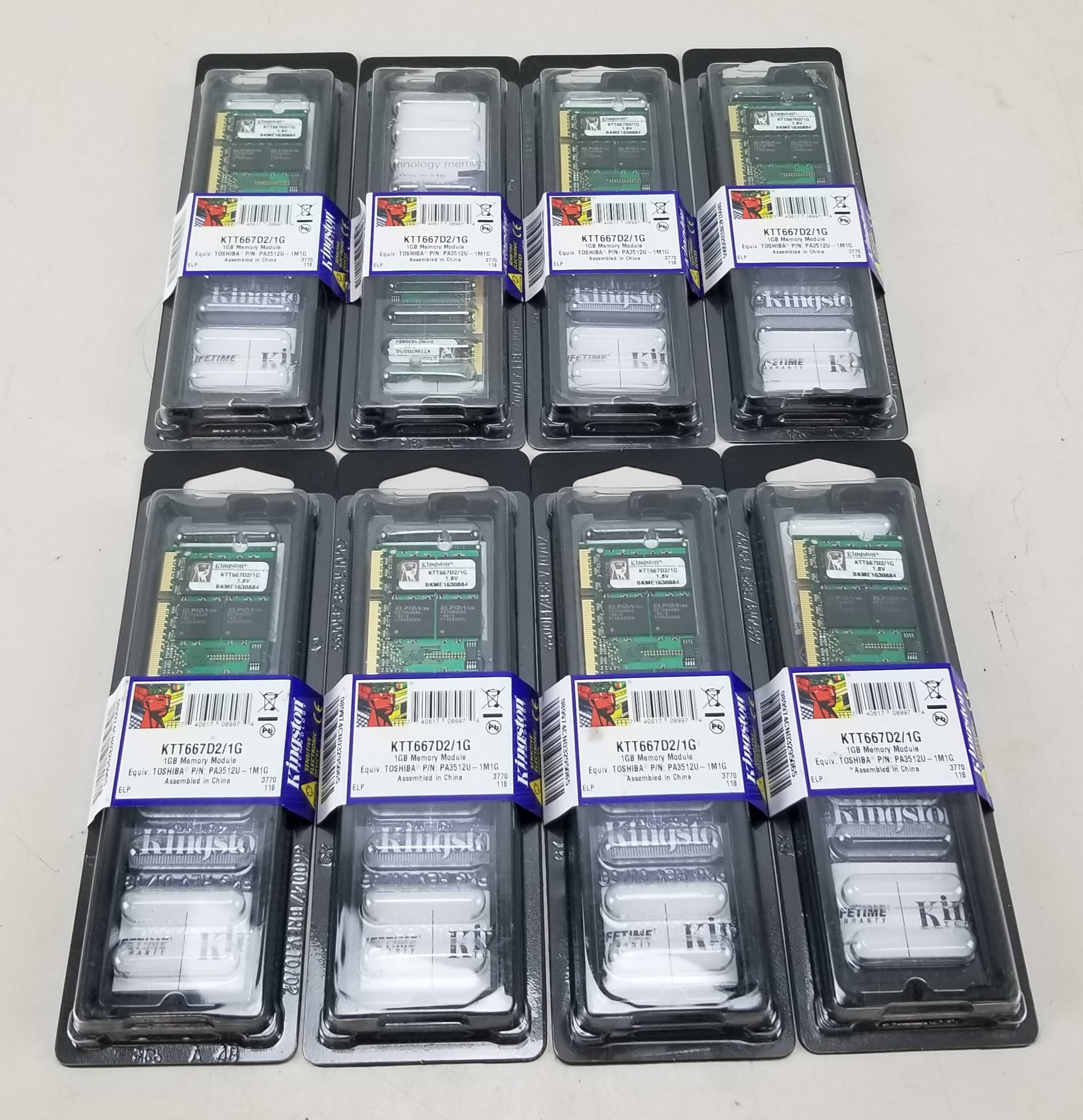8x Kingston KTT667D2/1G 1GB DDR2 667MT/s Non-ECC SODIMM NEW