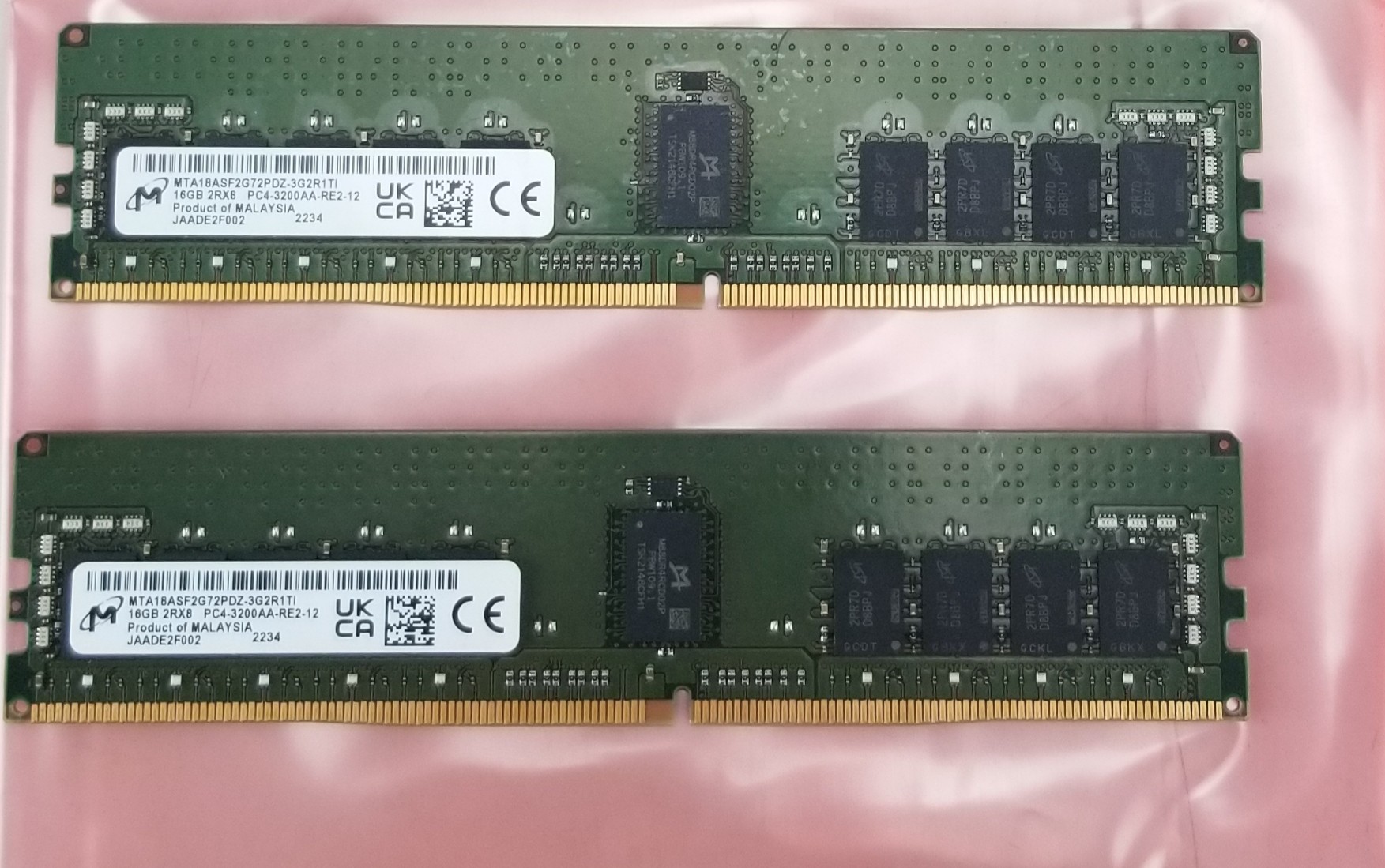 Micron 32GB (2x16GB) 2Rx8 PC4 3200AA RD1 Server Ram