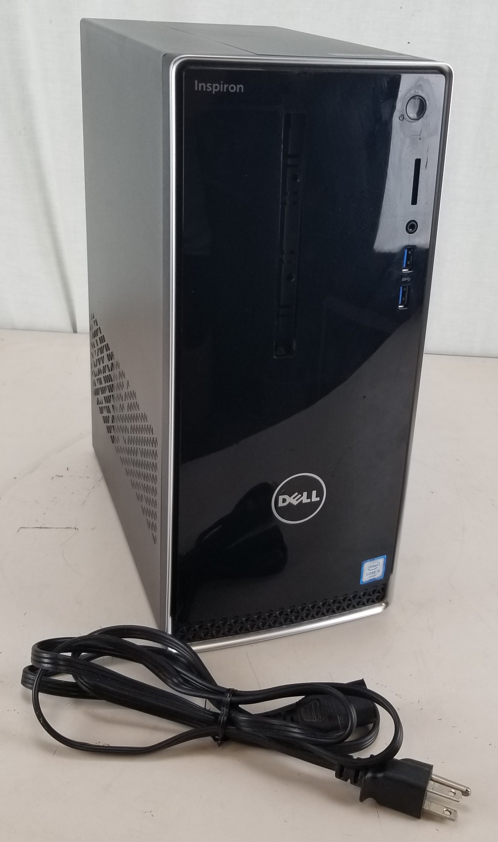 Dell Inspiron 3650 i5-6400 @ 2.70GHz 12GB 240GB SSD WIN 11 HOME NO CD DRIVE