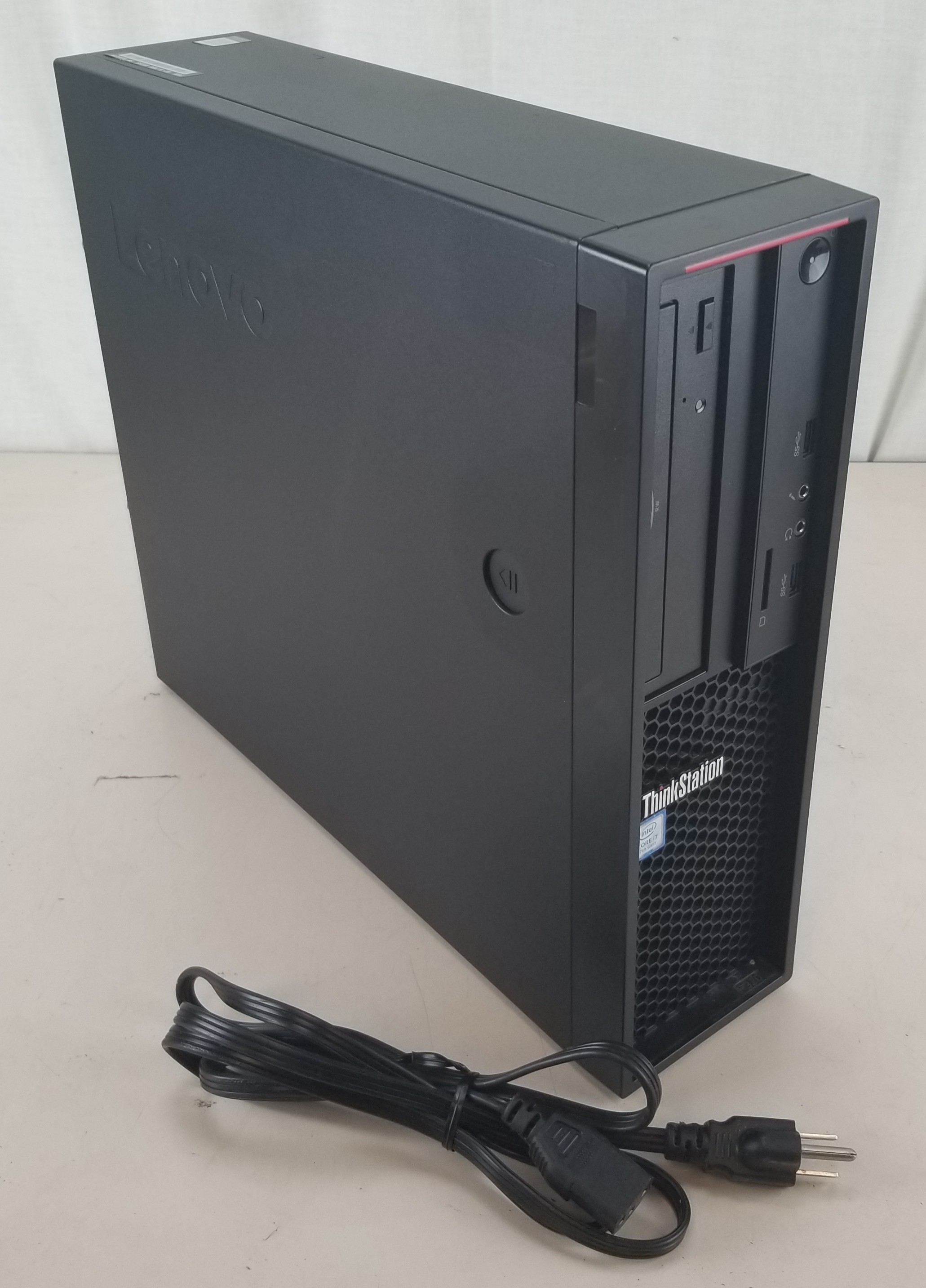 Lenovo ThinkStation P320 i7-7700 3.60GHz 8GB 256GB SSD WIN 11 PRO