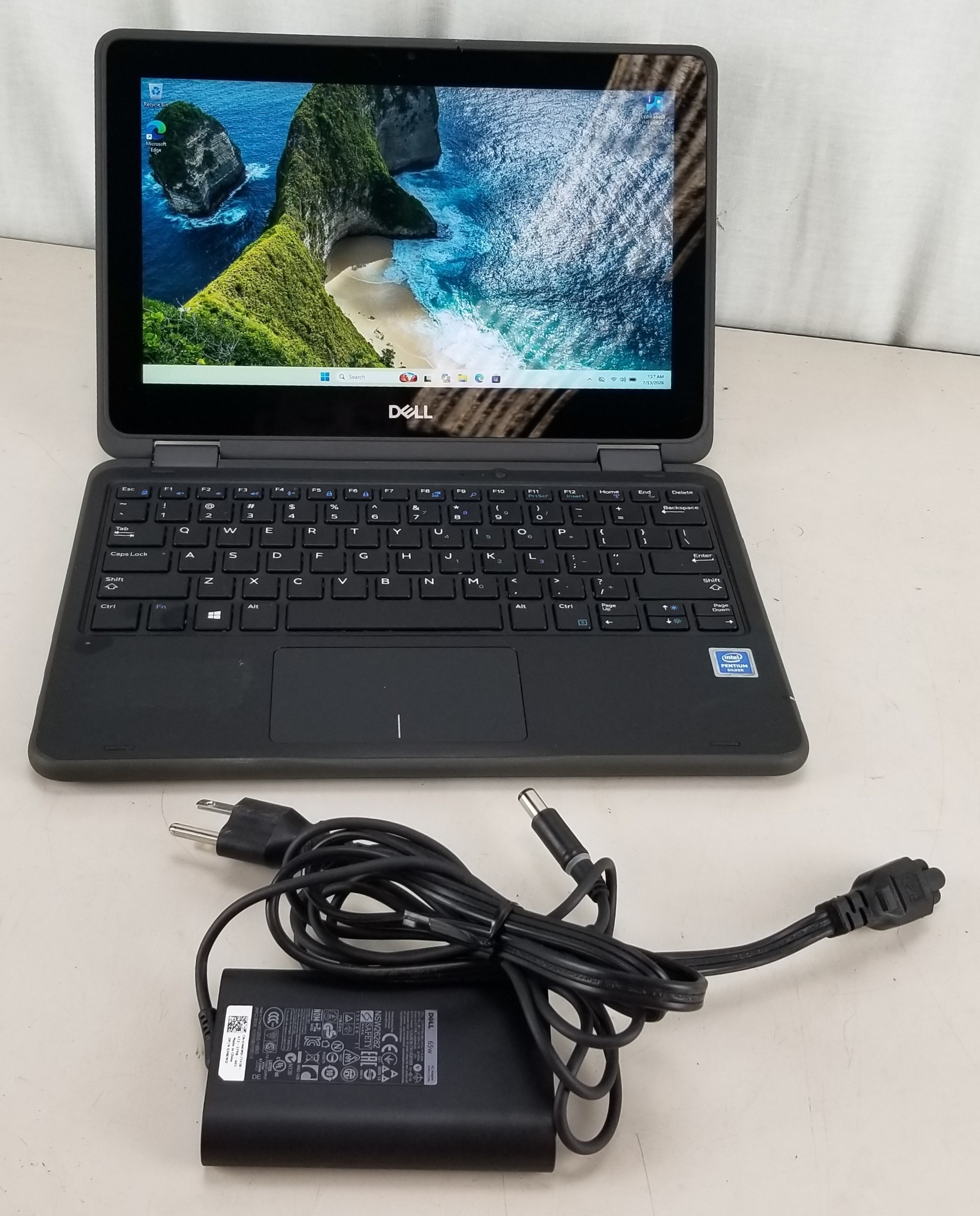 Dell Latitude 3190 2-n-1 Silver N5030 @ 1.10GHz 8GB 128GB SSD WIN 11 PRO EDUCATION
