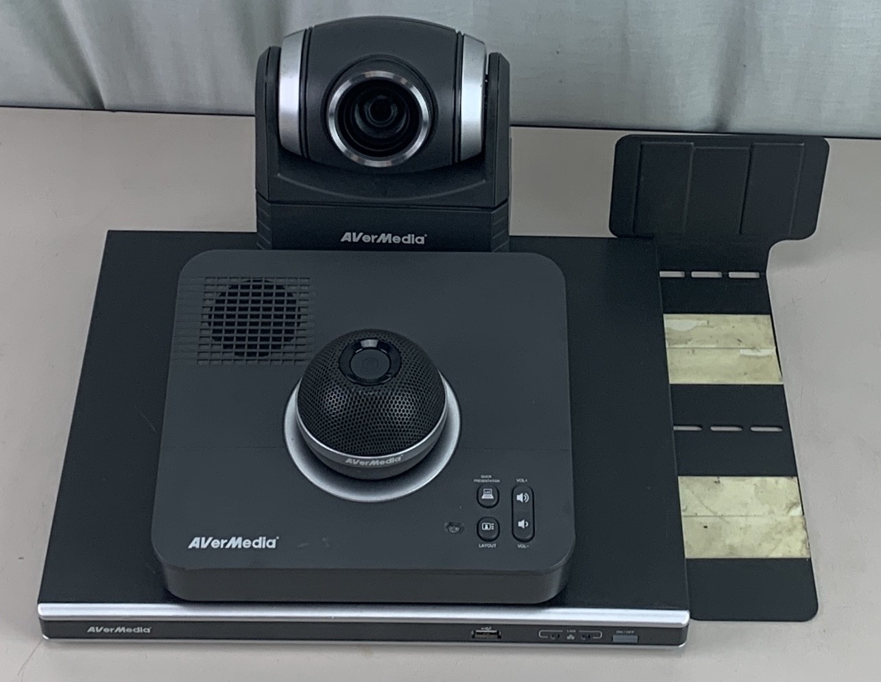 AVerMedia AVerComm H300 V2D1 Video Conferencing System (no remote)