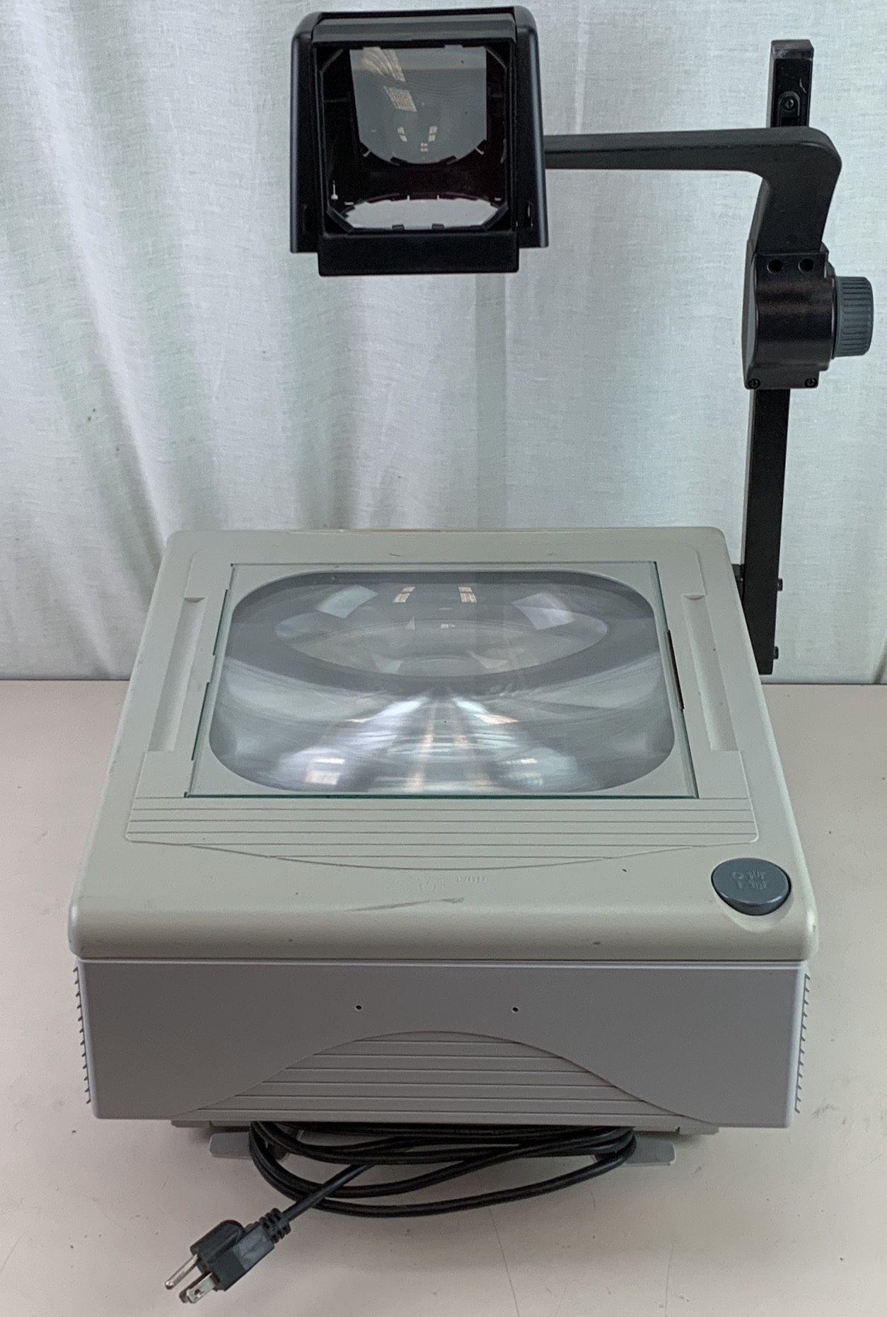 3M 1700 Overhead Projector - AS IS